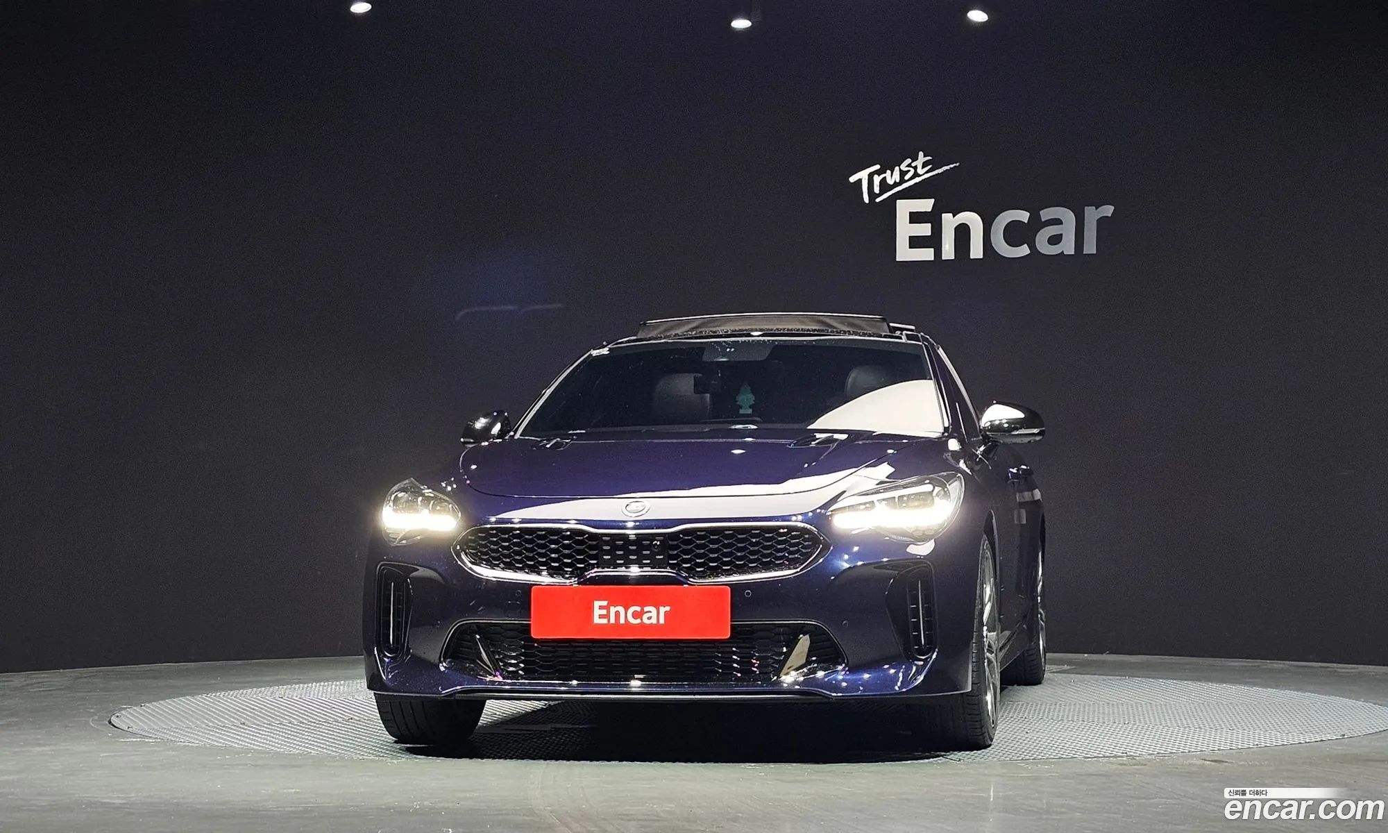Kia Stinger 2017 KNAE751CDJS000632 — 10