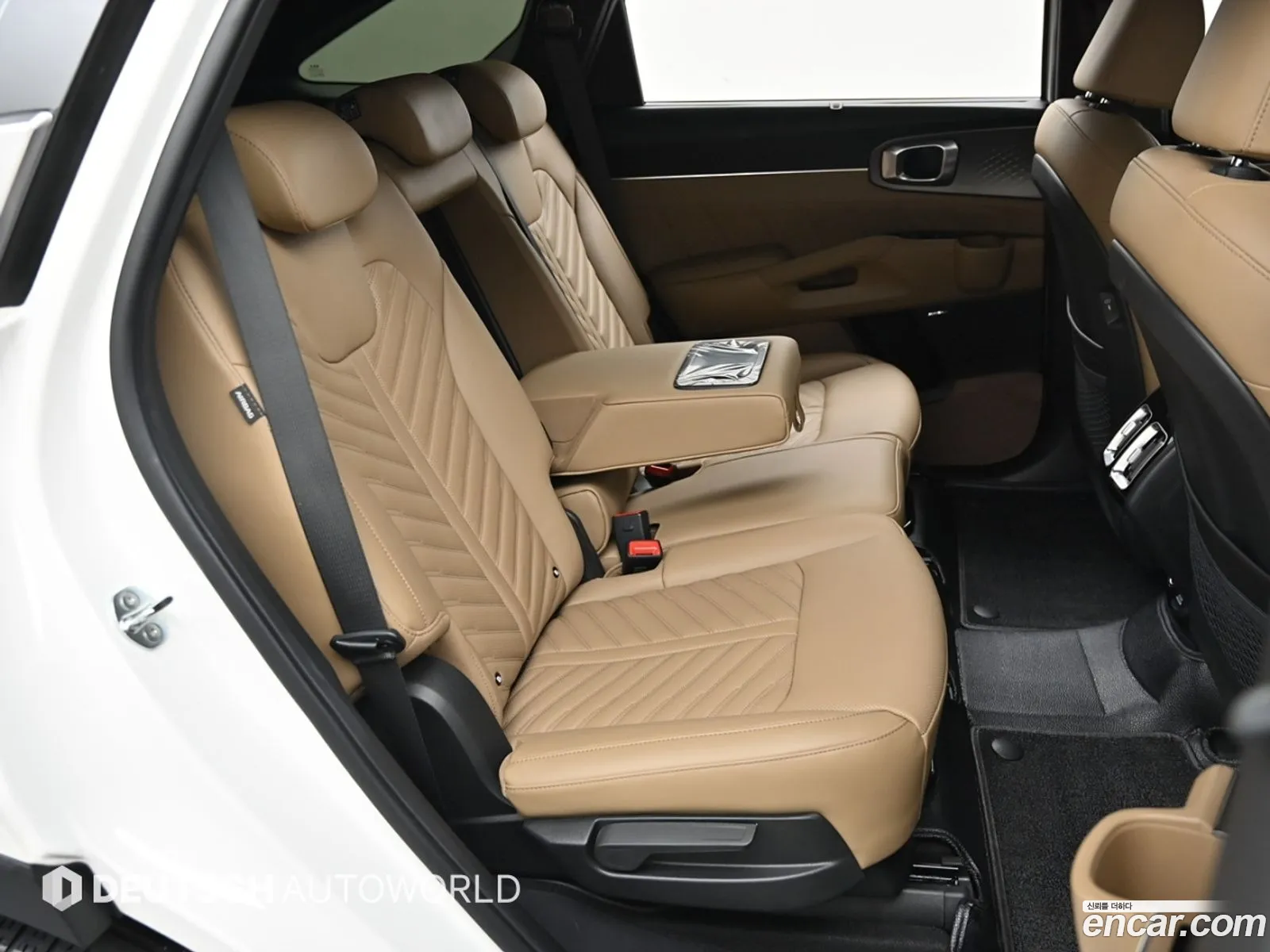 Kia Sorento 2023 — 9