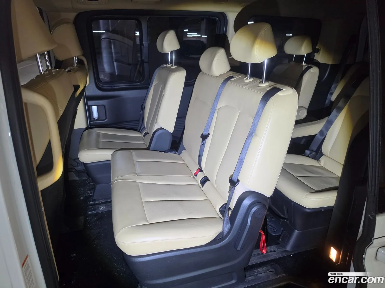 Hyundai Staria 2021 — 11