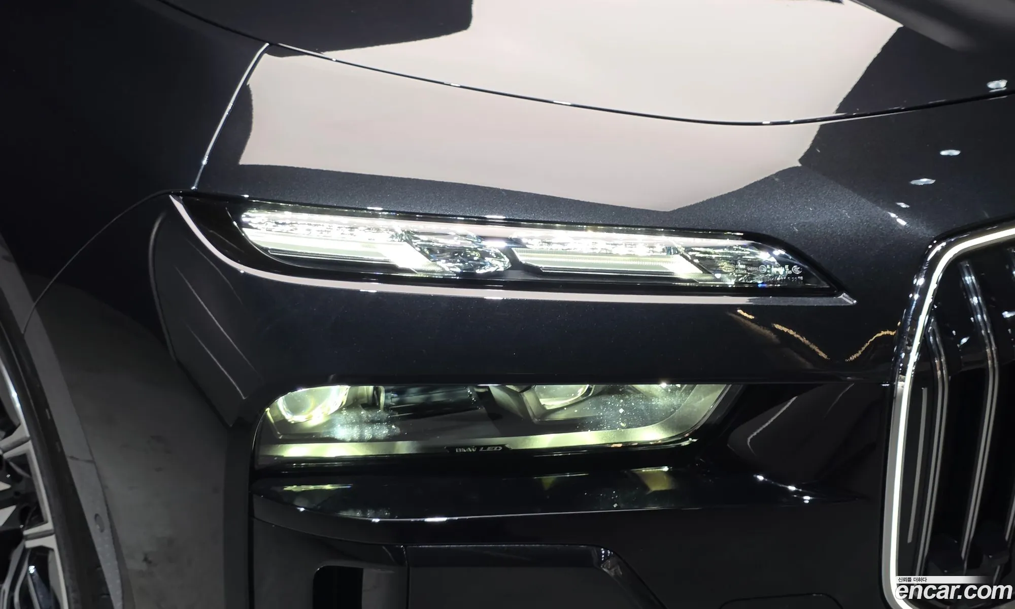 BMW 7 Series 2025 — 8