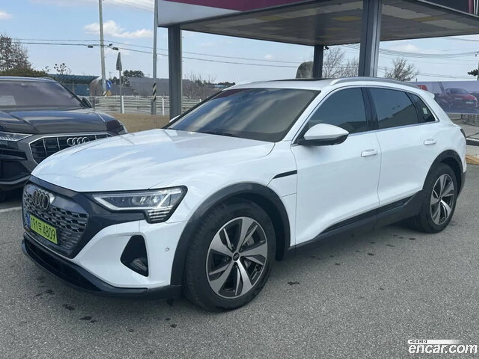 Audi Q8 e-tron 2024 — 14