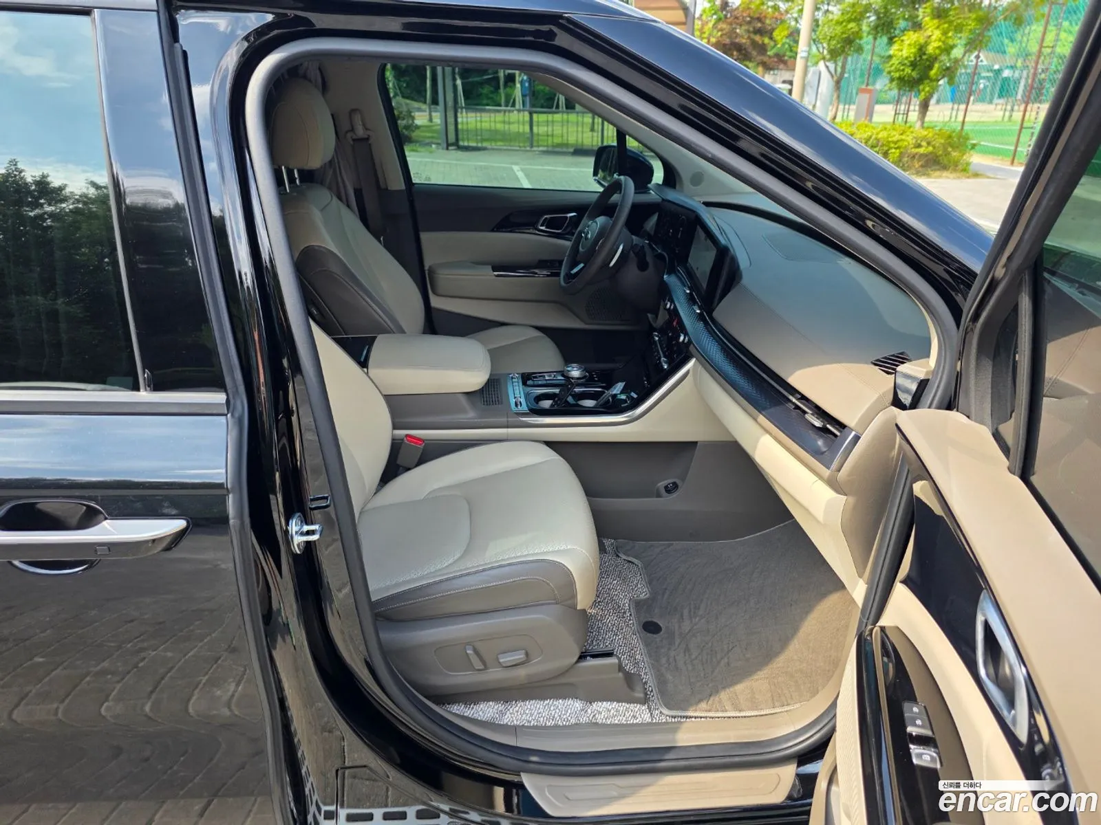 Kia Carnival 2020 — 5