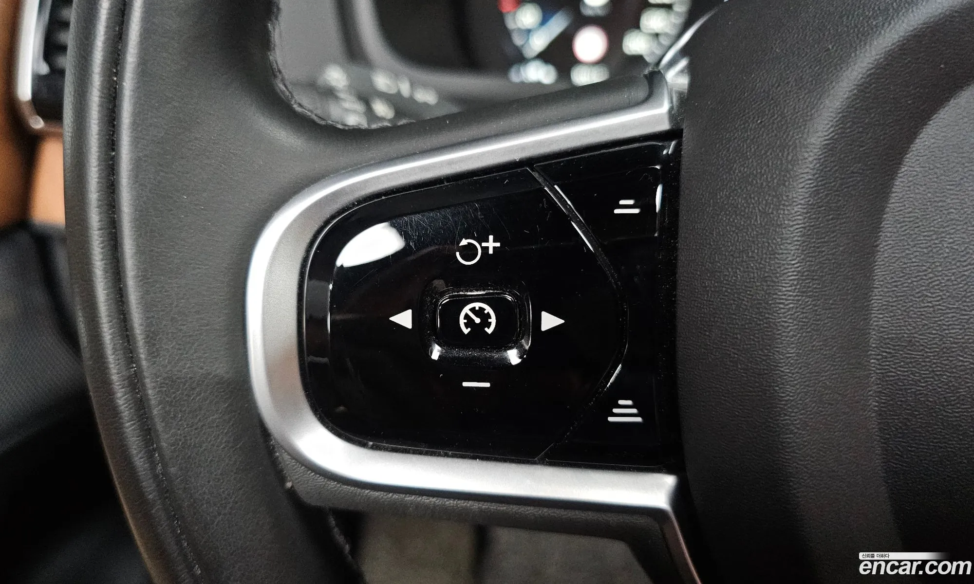 Volvo XC90 2019 YV1LF68TCK1516368 — 27