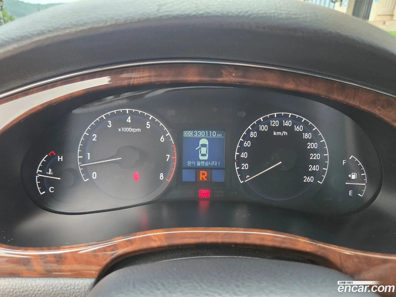 Hyundai Genesis 2008 — 16
