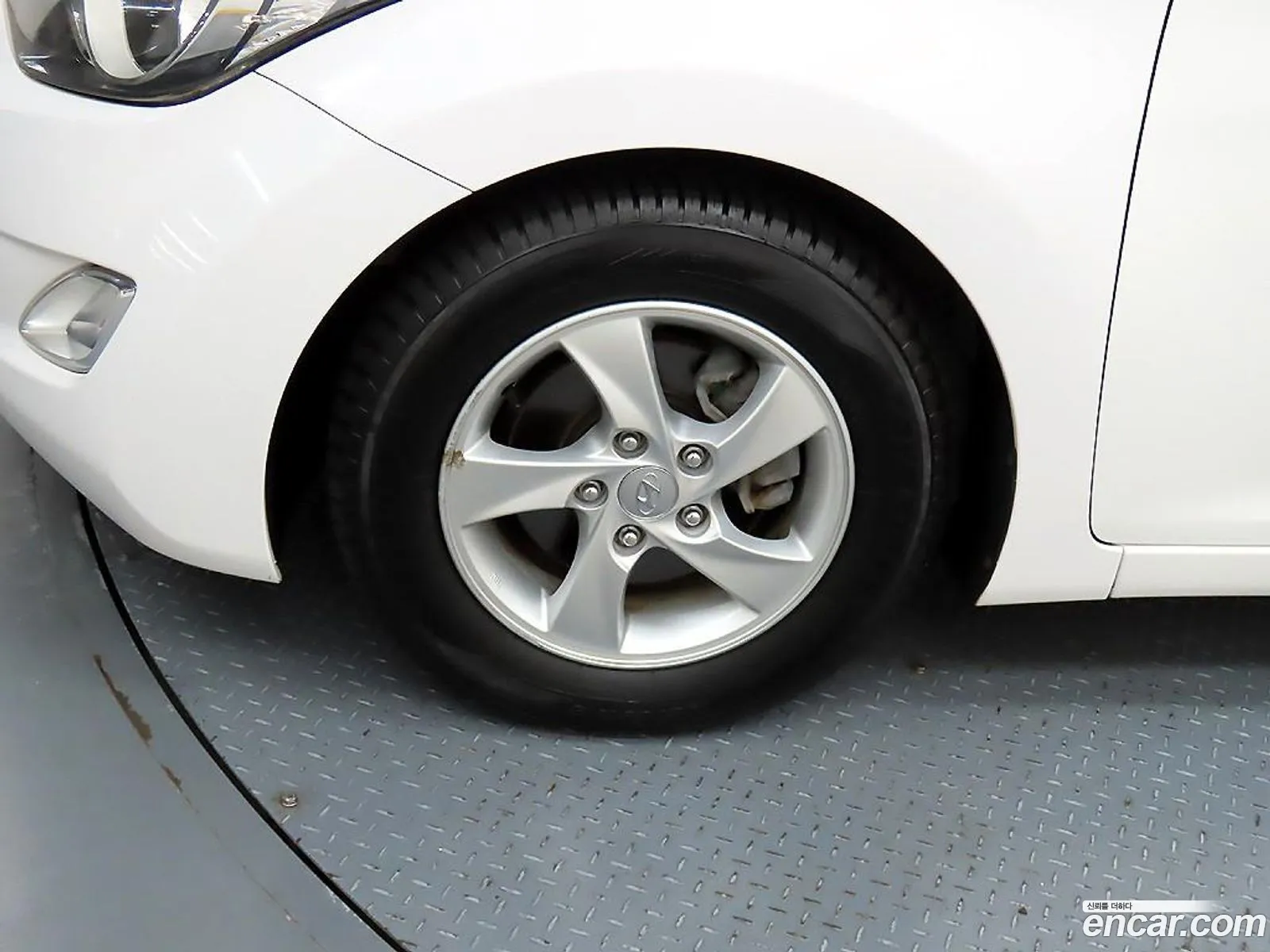 Hyundai Elantra MD 2012 — 10