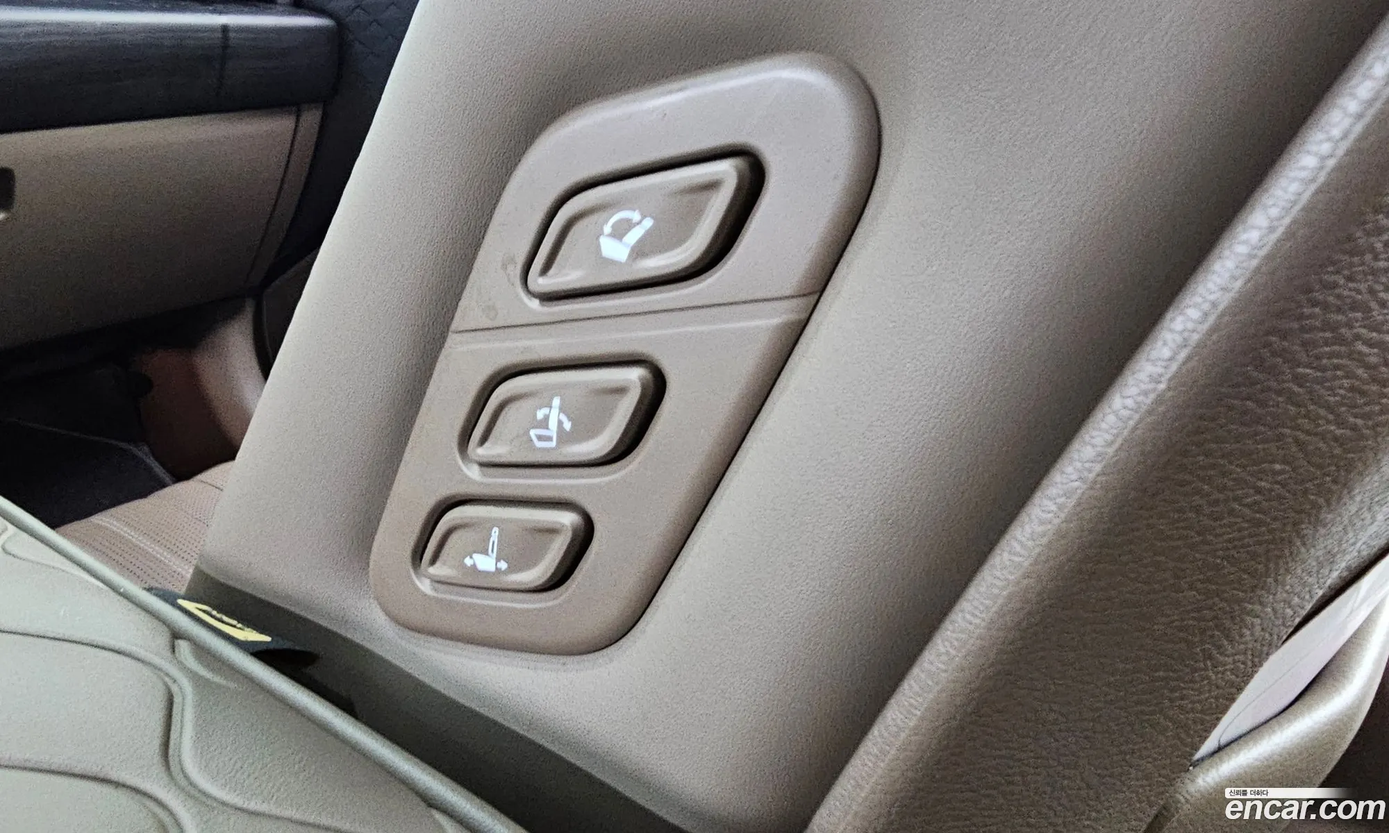 Kia K8 Hybrid