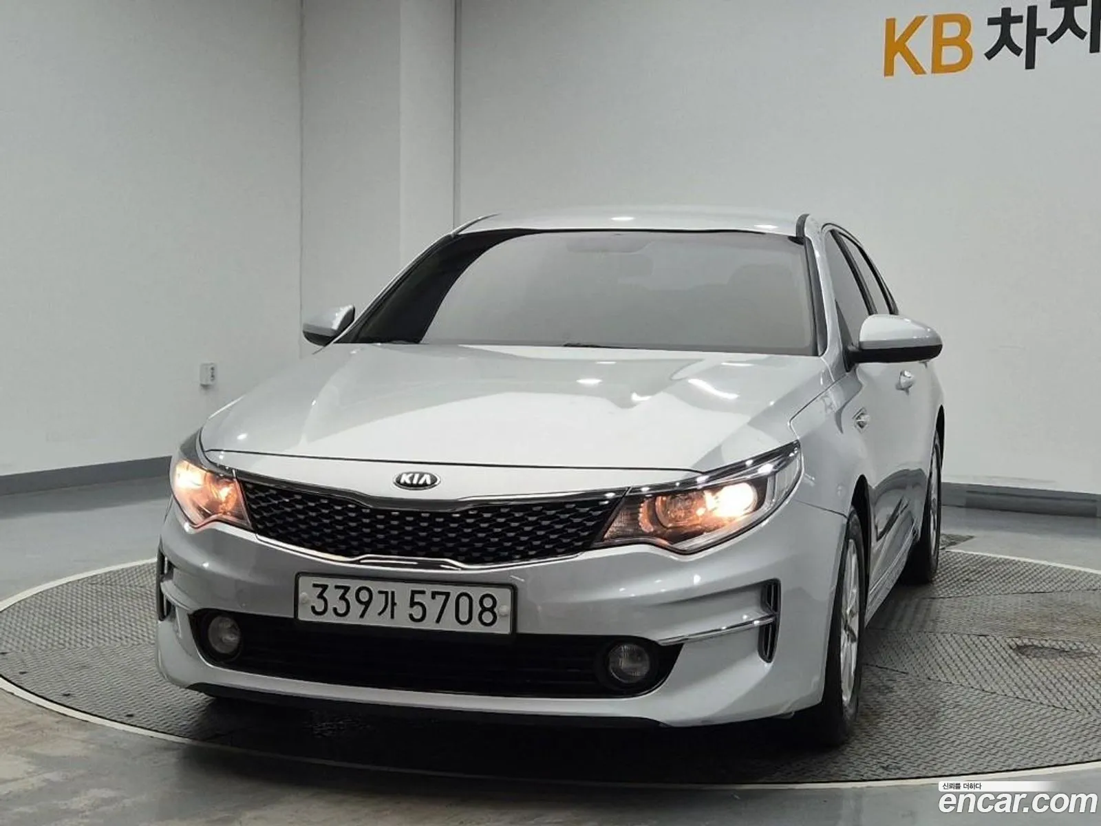 Kia K5 2015 — 19