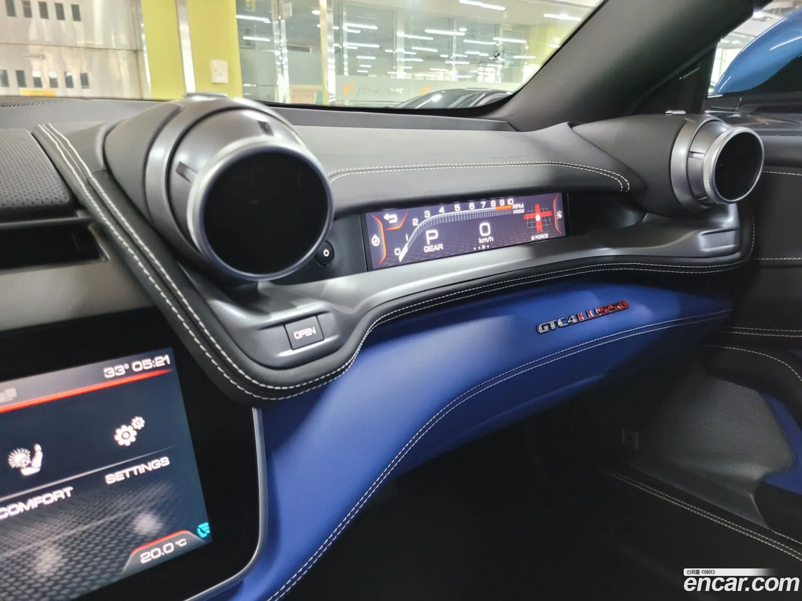 Ferrari GTC4Lusso 2019 — 12