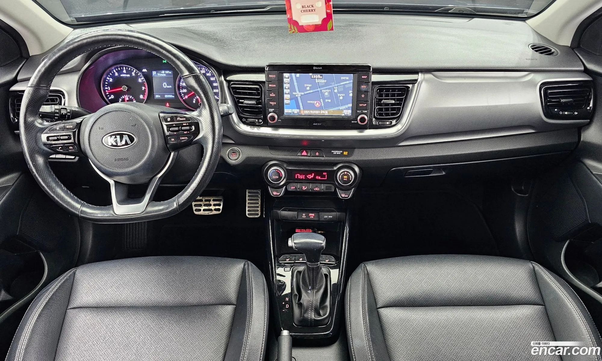 Kia Stonic 2018 — 4