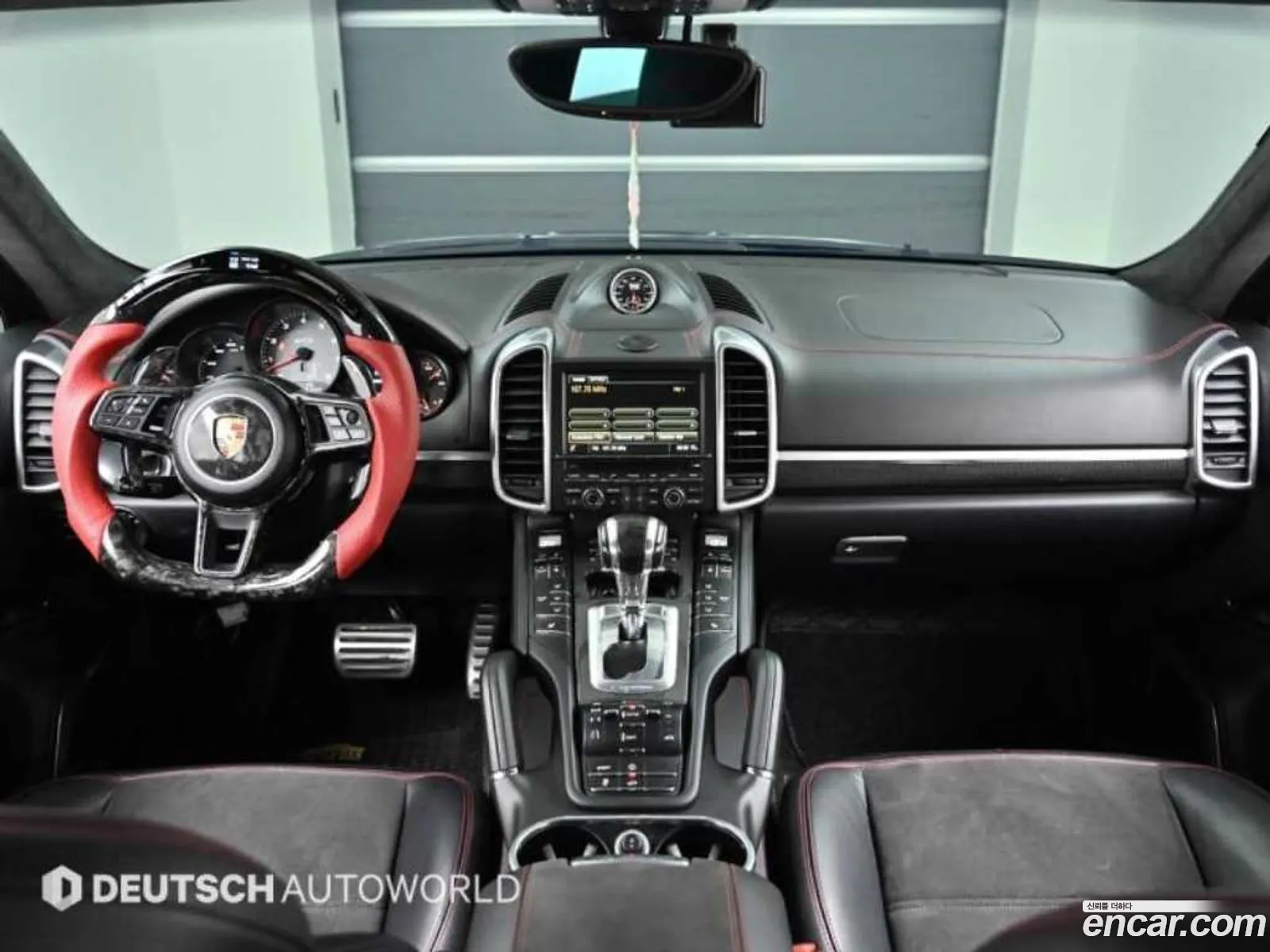 Porsche Cayenne 2013 — 17
