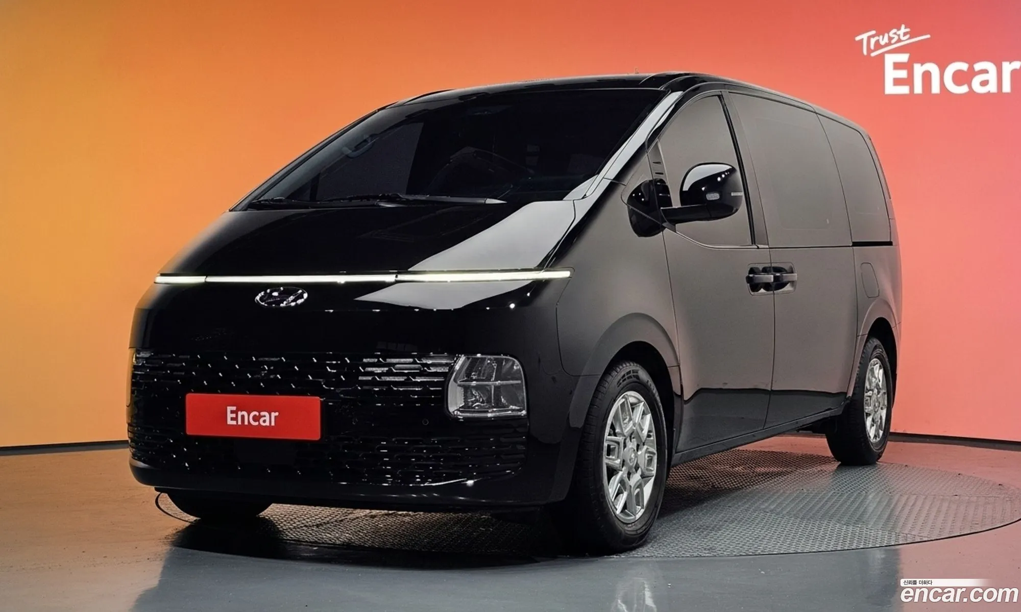 Hyundai Staria 2024 — 3