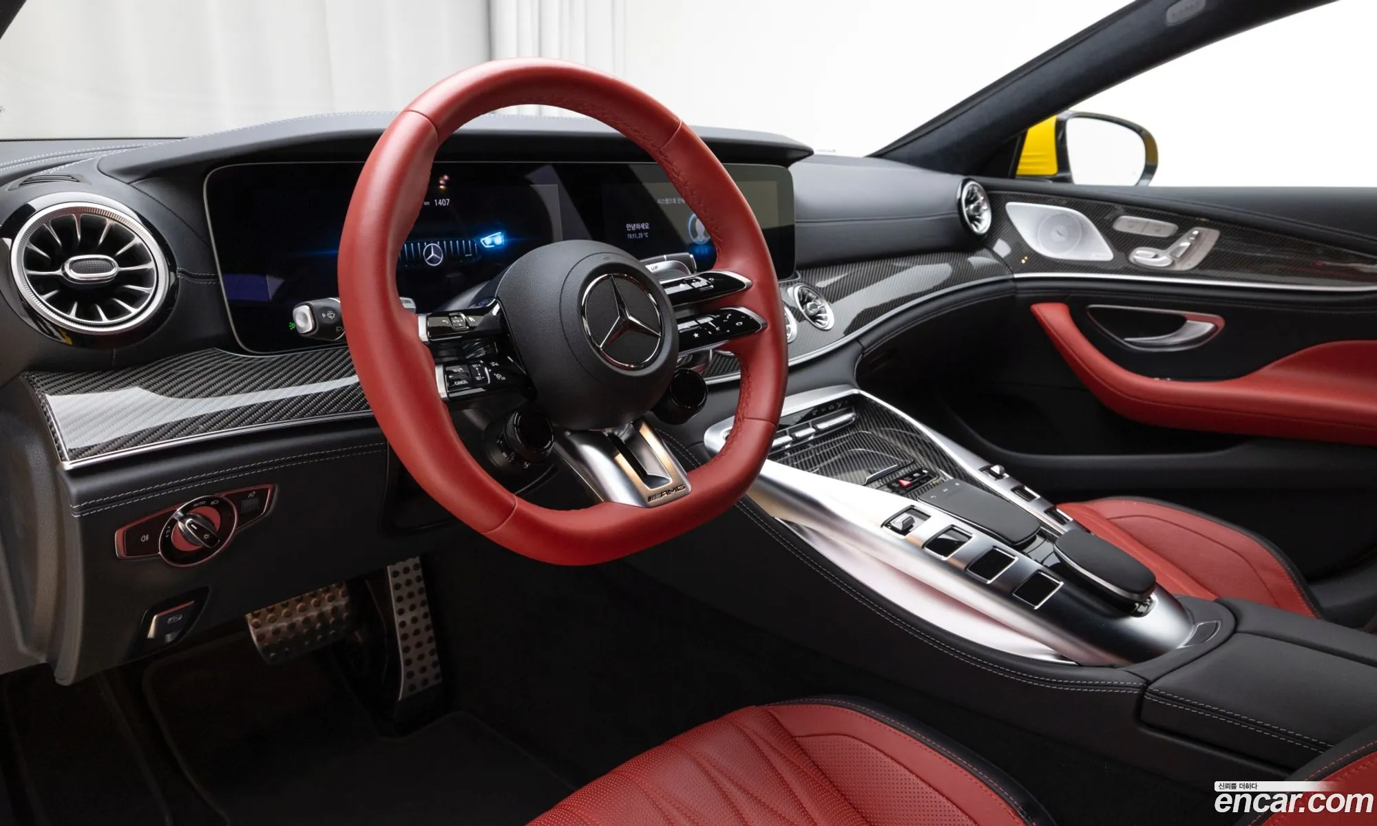 Mercedes-Benz AMG GT 2023 — 8