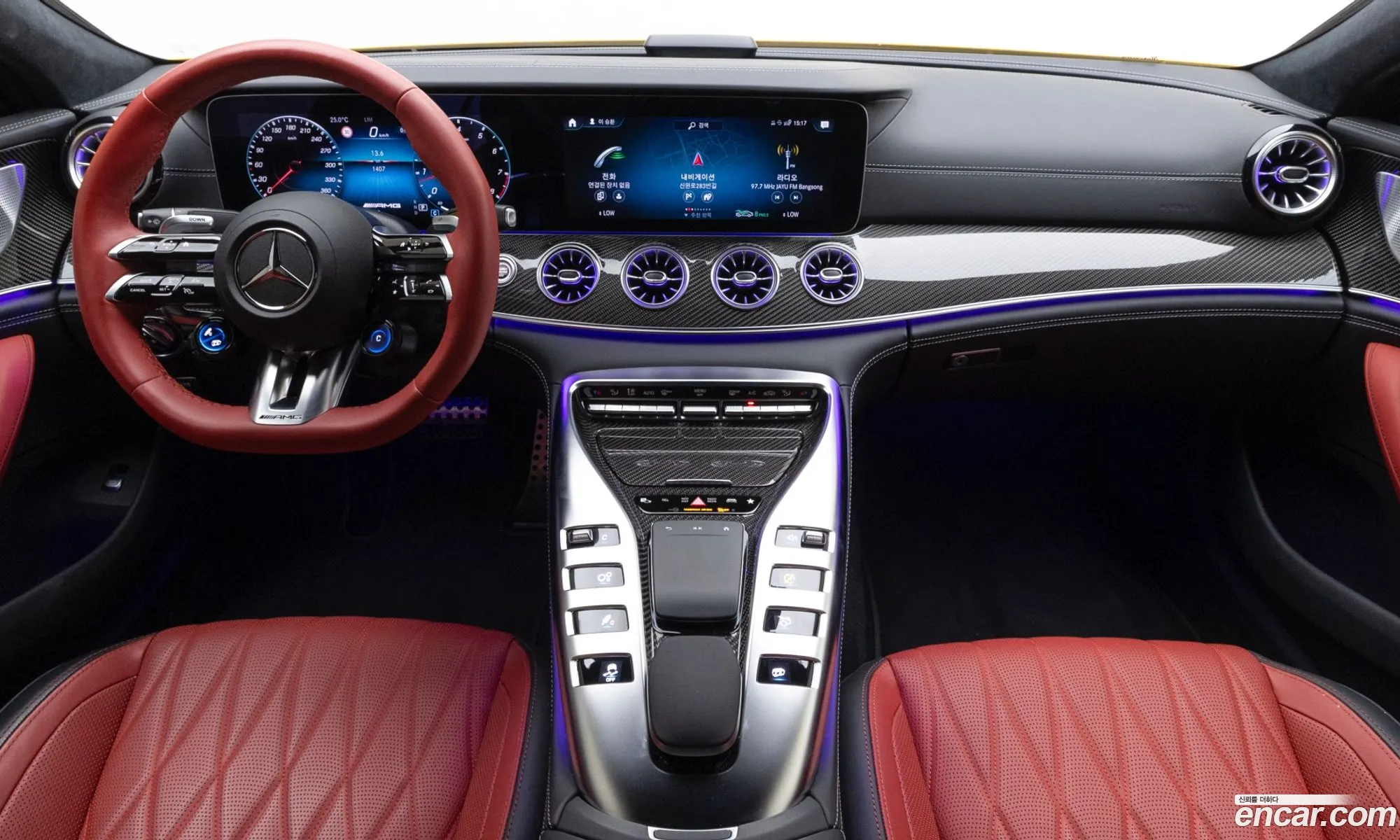 Mercedes-Benz AMG GT 2023 — 7