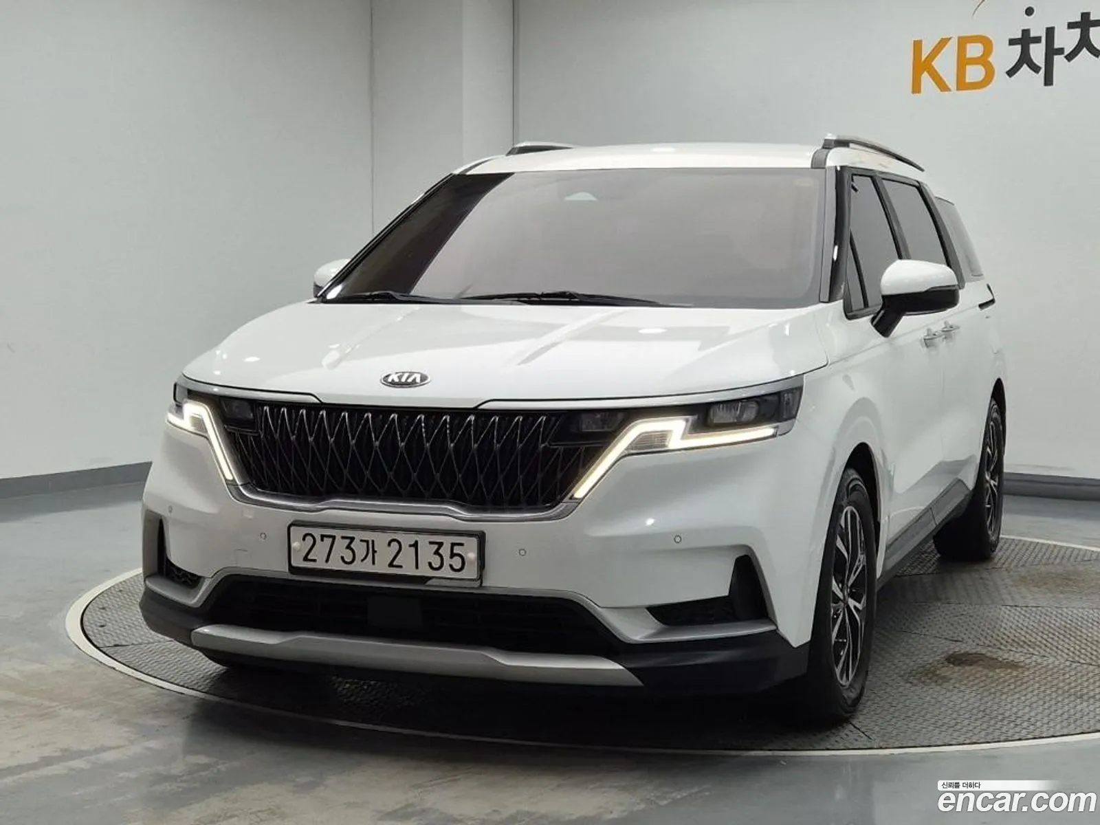 Kia Carnival 2021 — 16