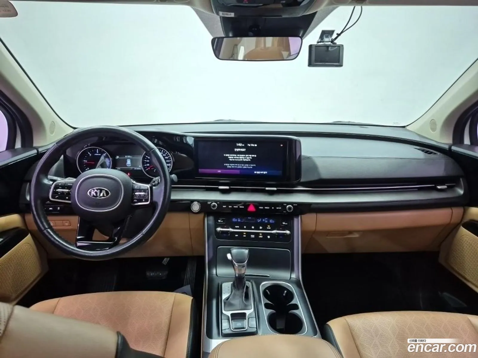 Kia Carnival 2021 — 15