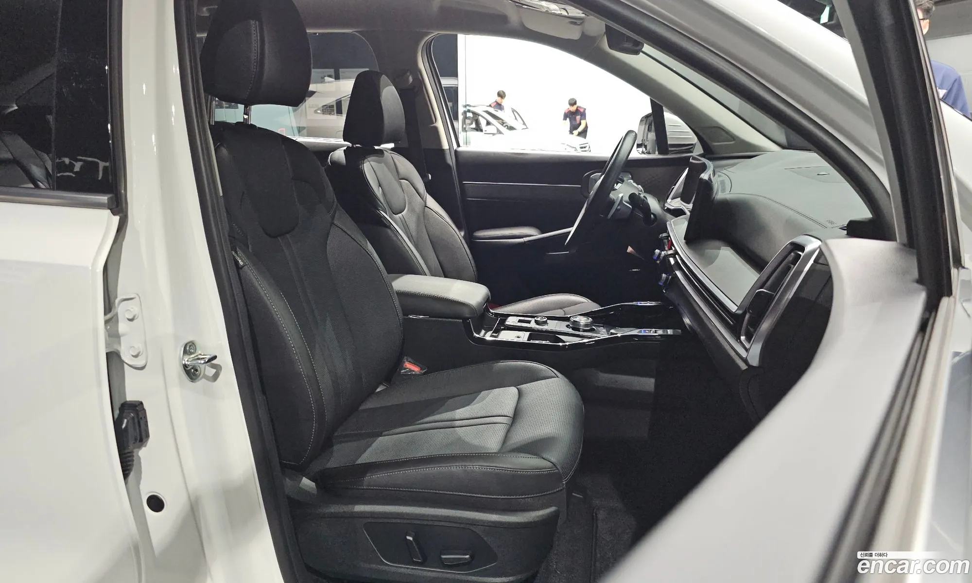 Kia Sorento 2023 KNARJ81FGRA252314 — 11