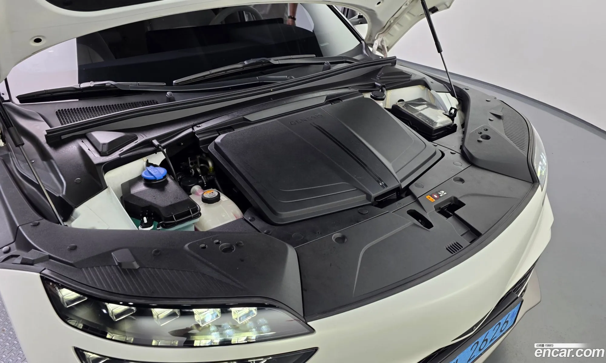 Genesis GV60 2022 — 13