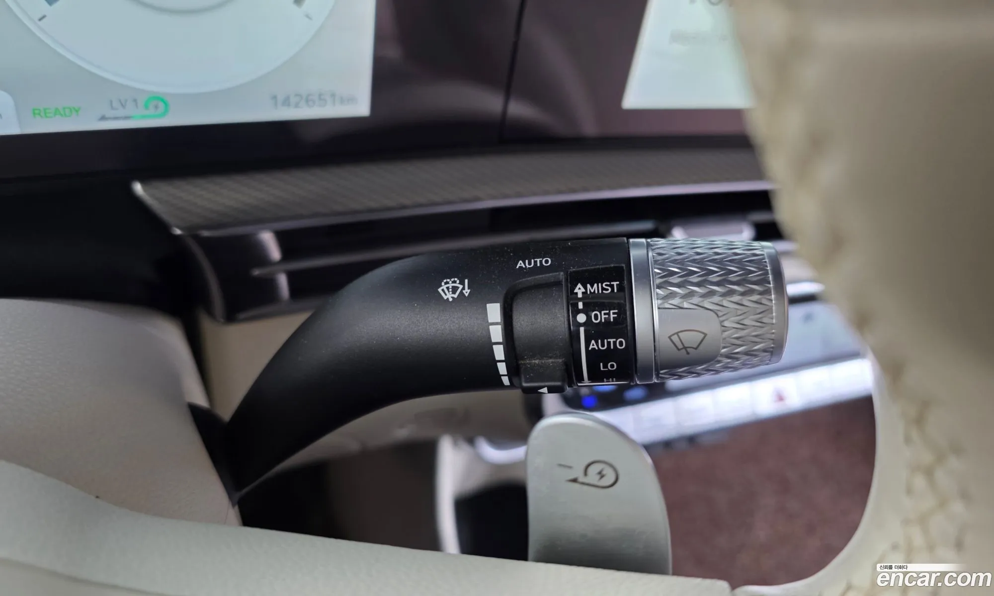 Genesis GV60 2022 — 36