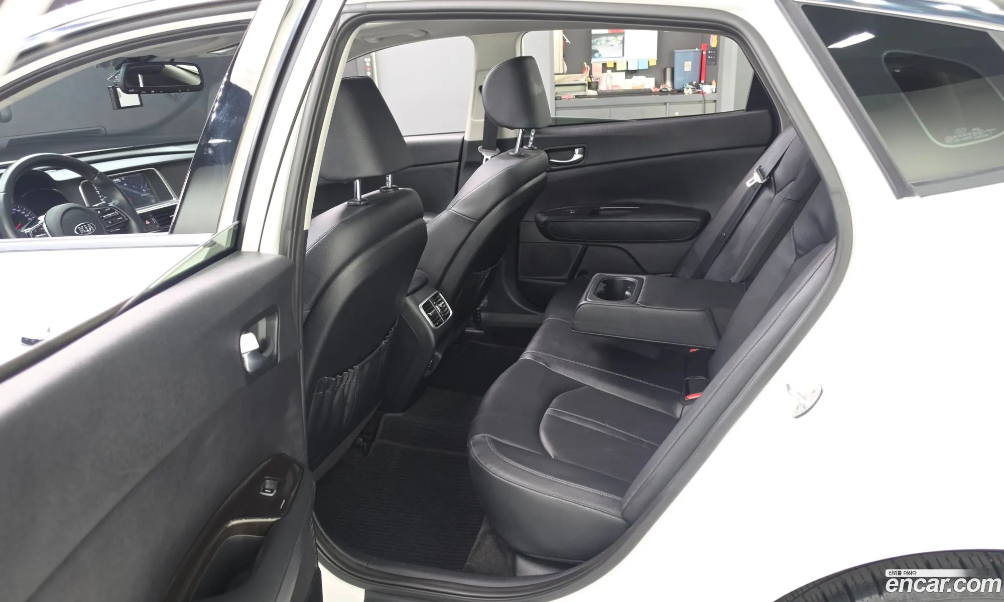 Kia K5 2019 KNAGU411BKA334442 — 13