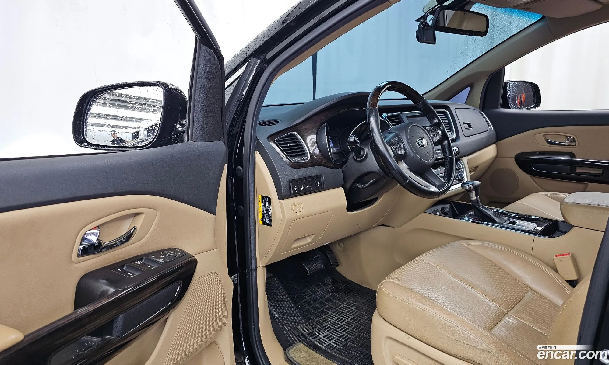 Kia Carnival 2019 KNAME81ABKS552095 — 12