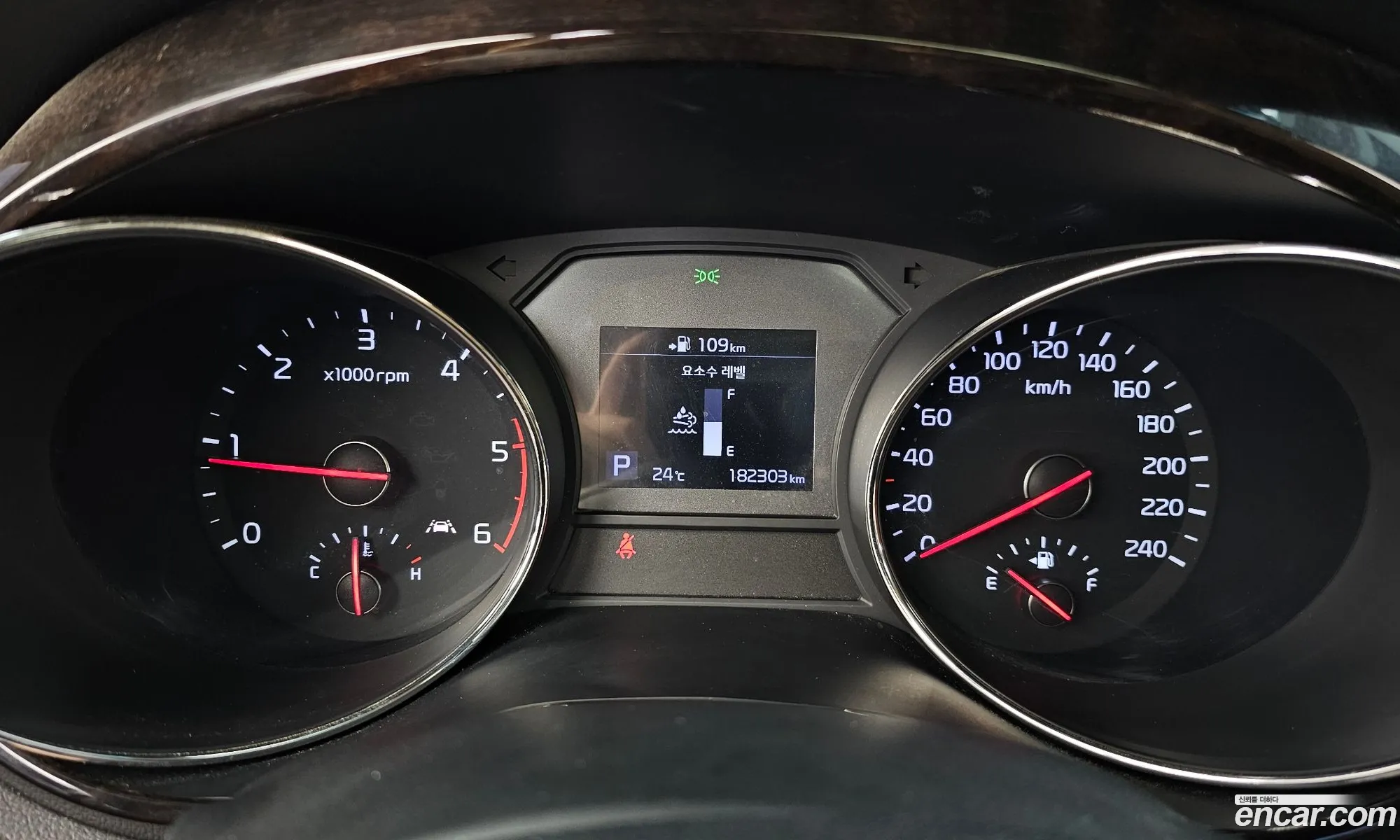 Kia Carnival 2019 KNAME81ABKS552095 — 11