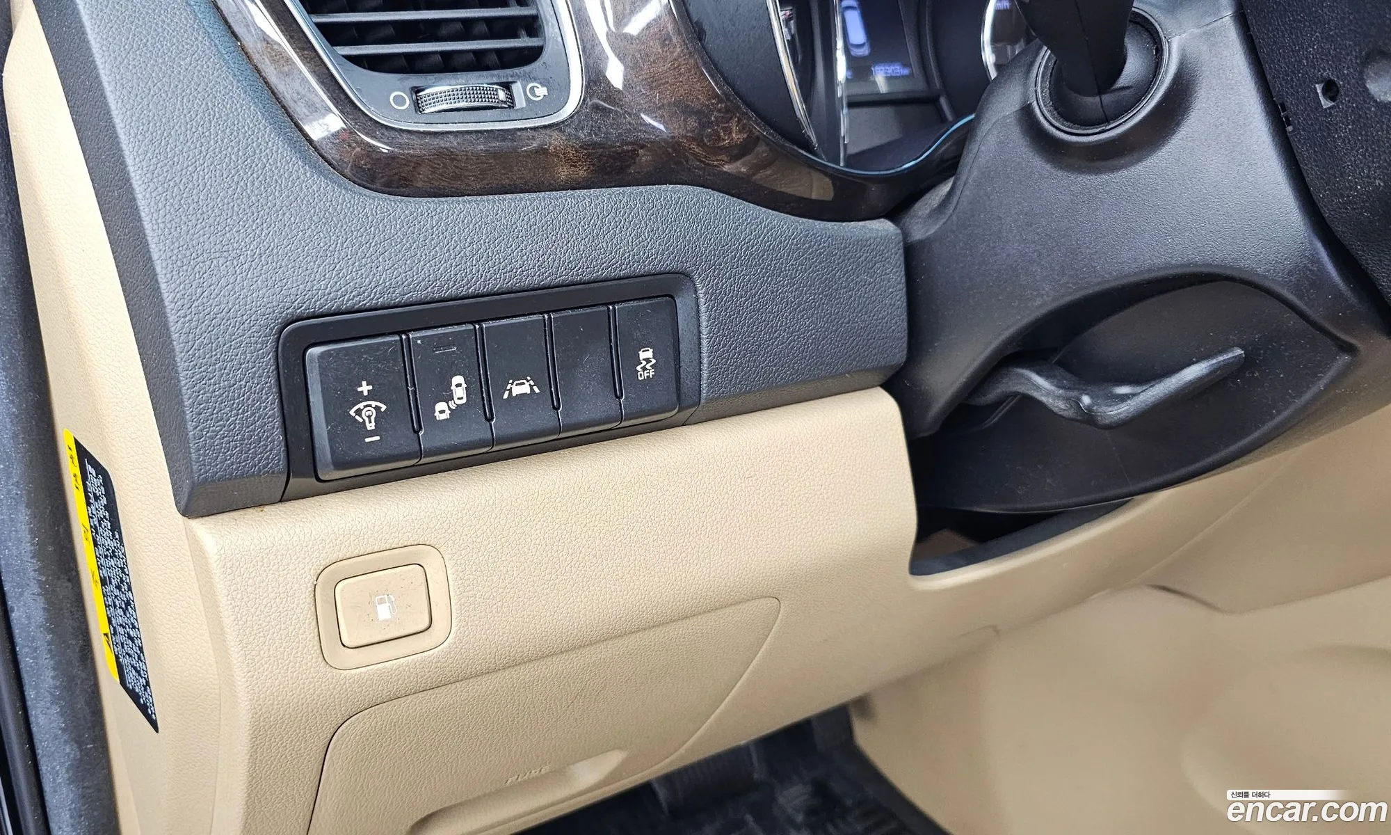 Kia Carnival 2019 KNAME81ABKS552095 — 4
