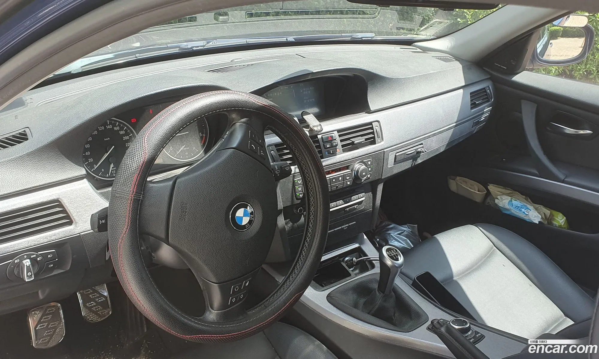 BMW 3 Series 2011 — 2