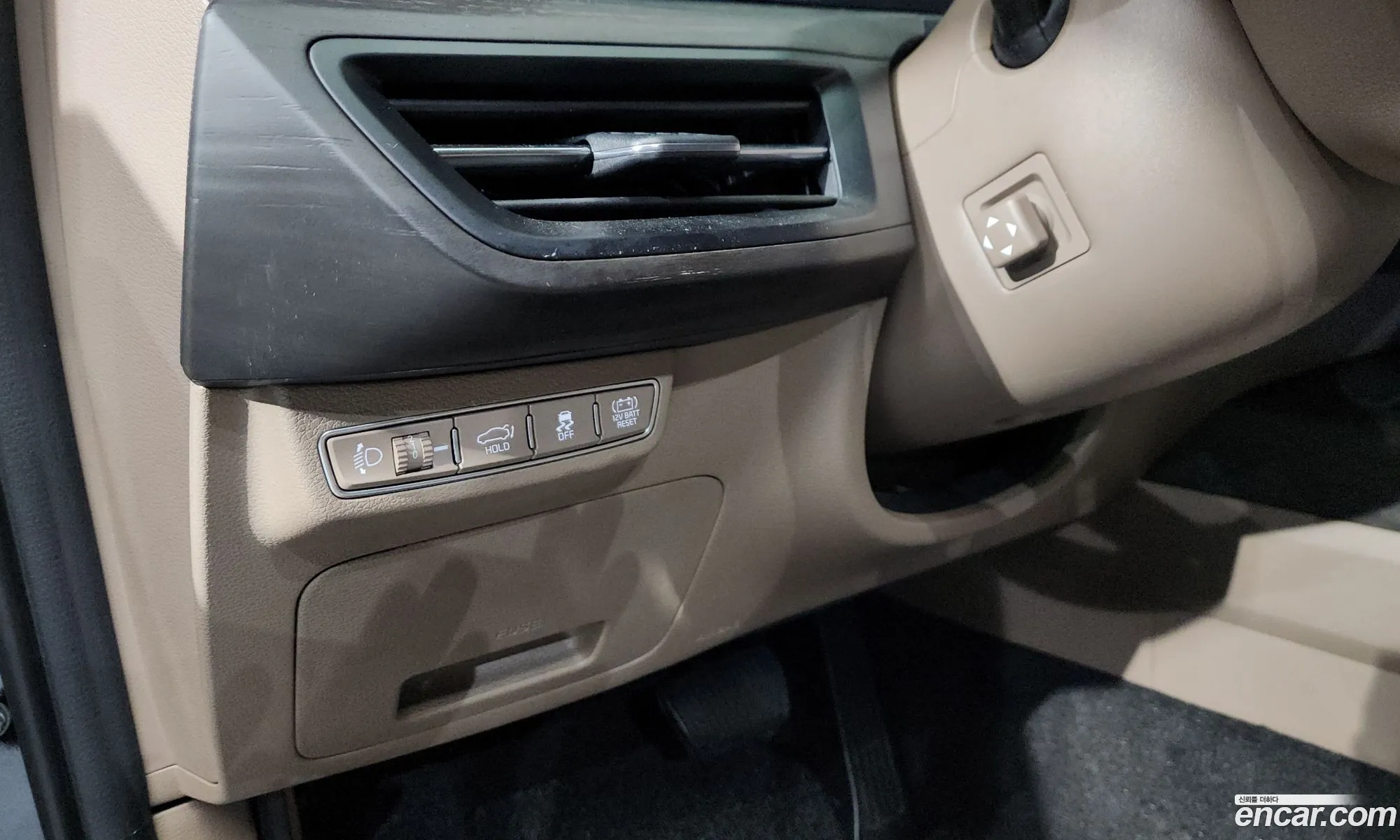 Kia K8 Hybrid 2022 — 26