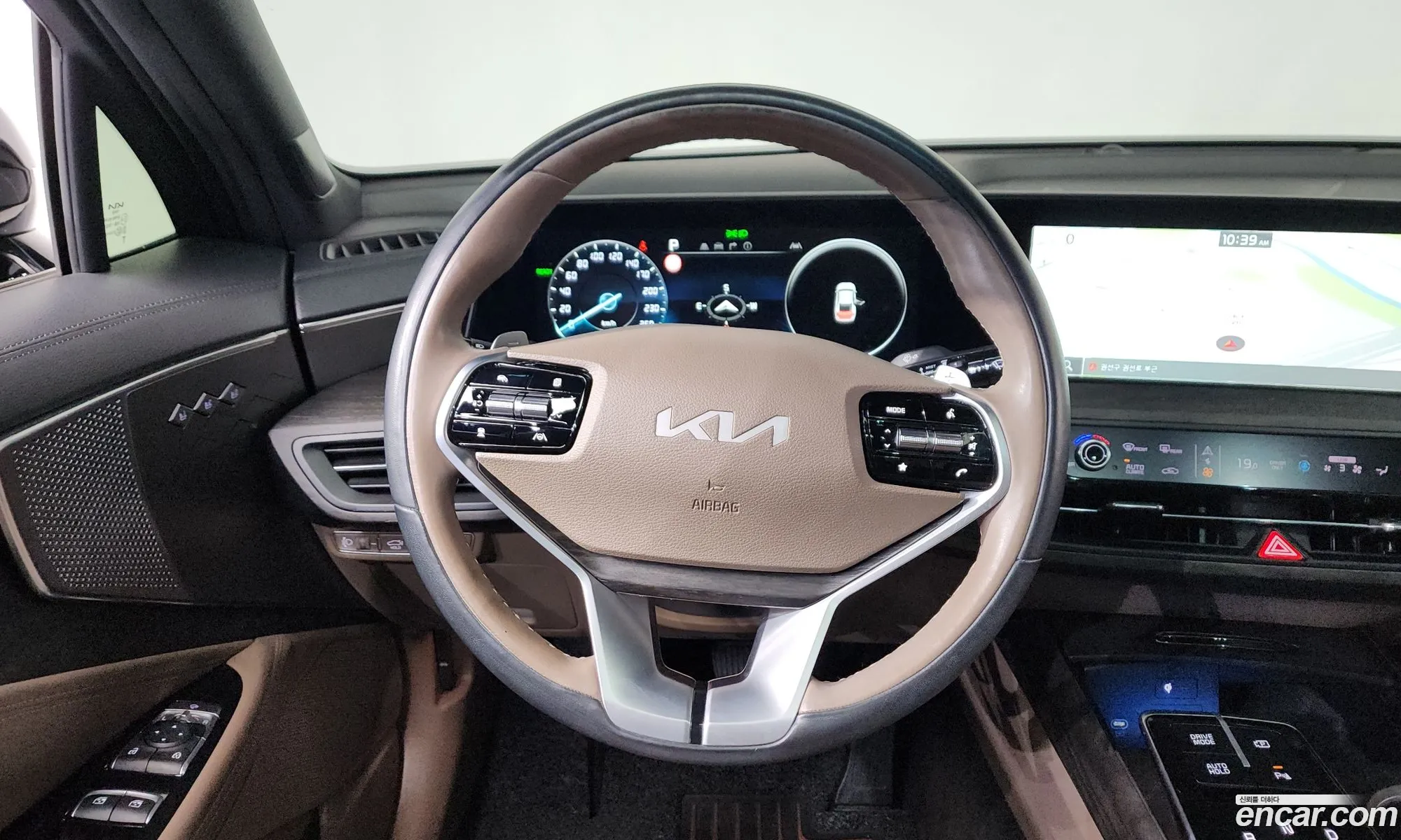Kia K8 Hybrid 2022 — 8