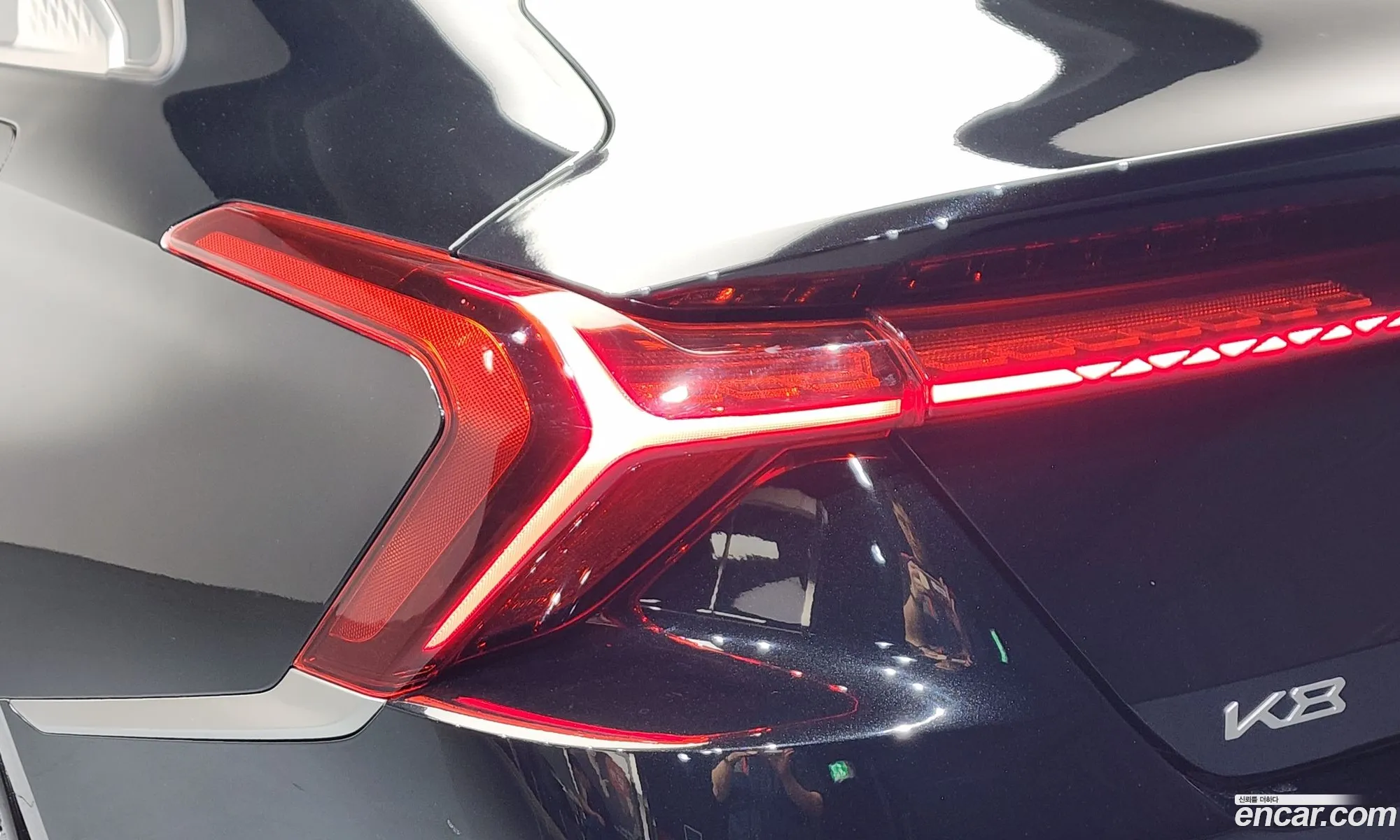 Kia K8 Hybrid 2022 — 35