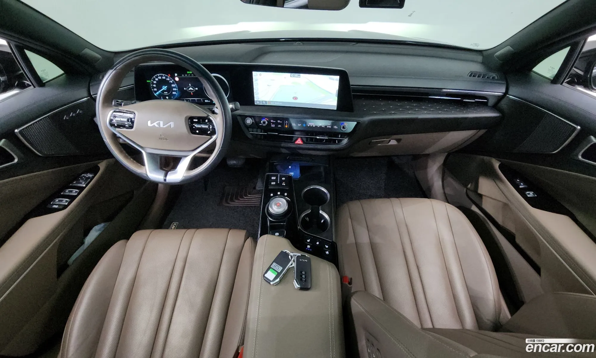 Kia K8 Hybrid 2022 — 5