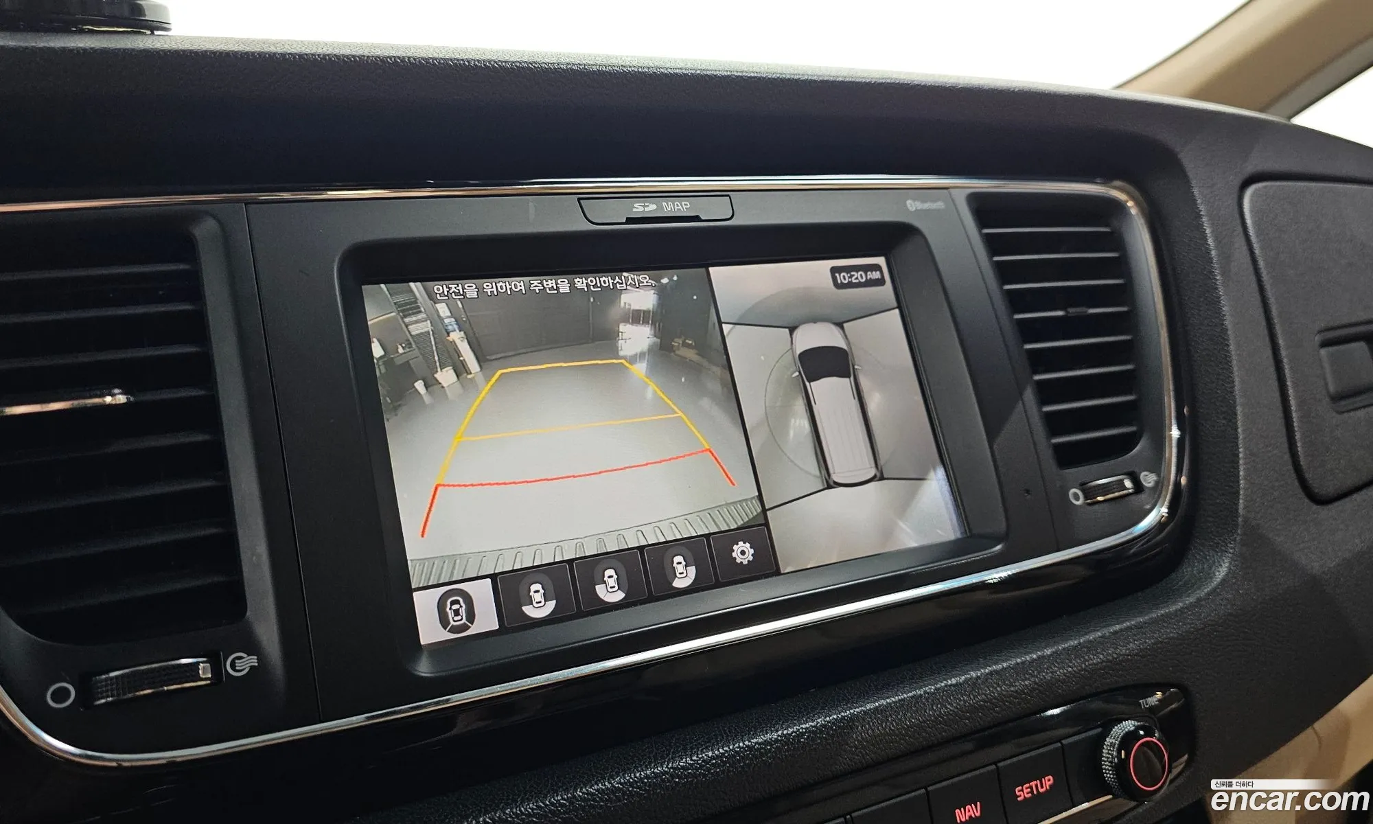 Kia Carnival 2018 KNAMB81ABJS432877 — 17
