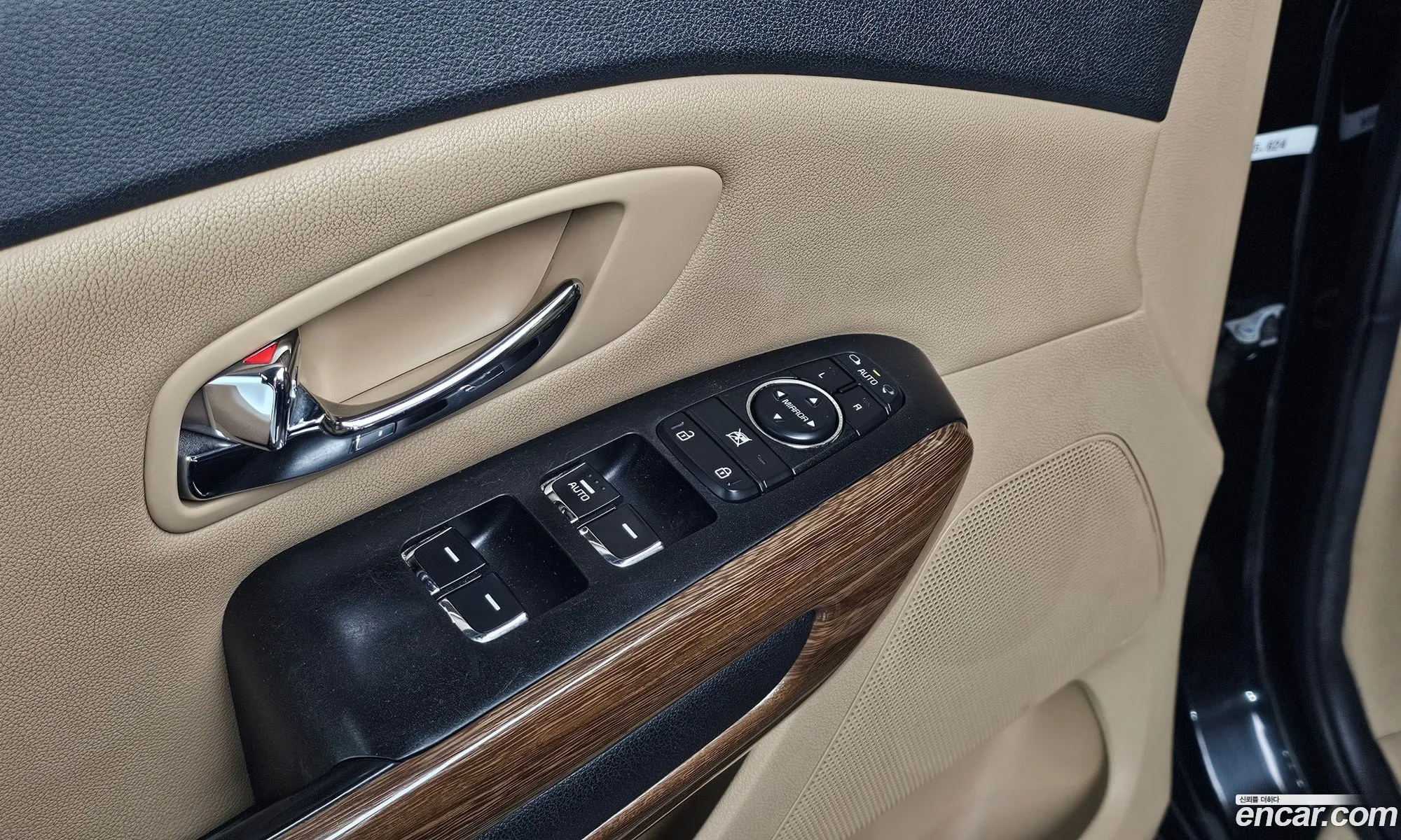 Kia Carnival 2018 KNAMB81ABJS432877 — 21