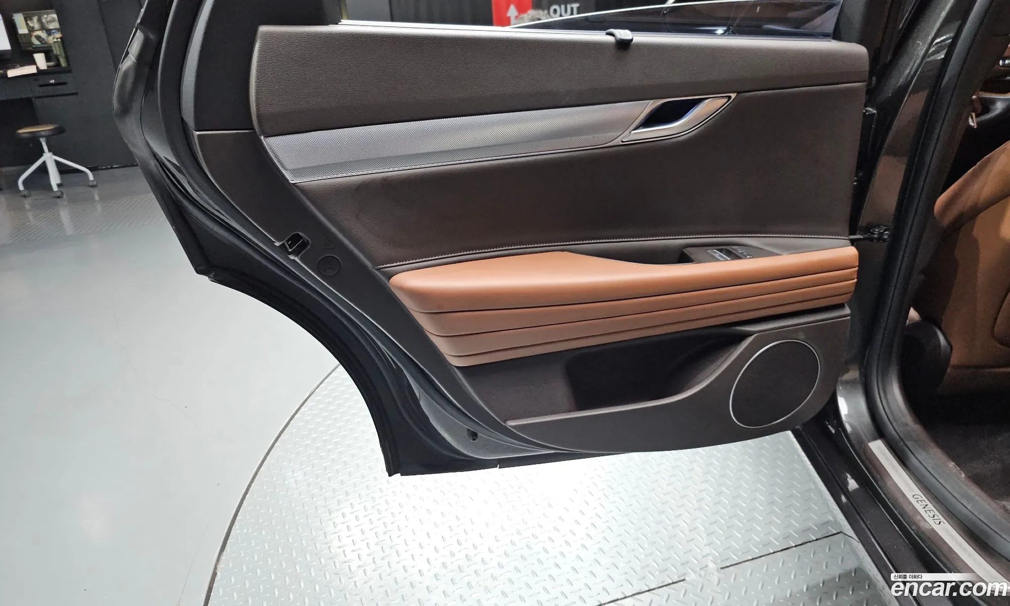 Genesis G80 2023 KMTGB41CDPU197022 — 11