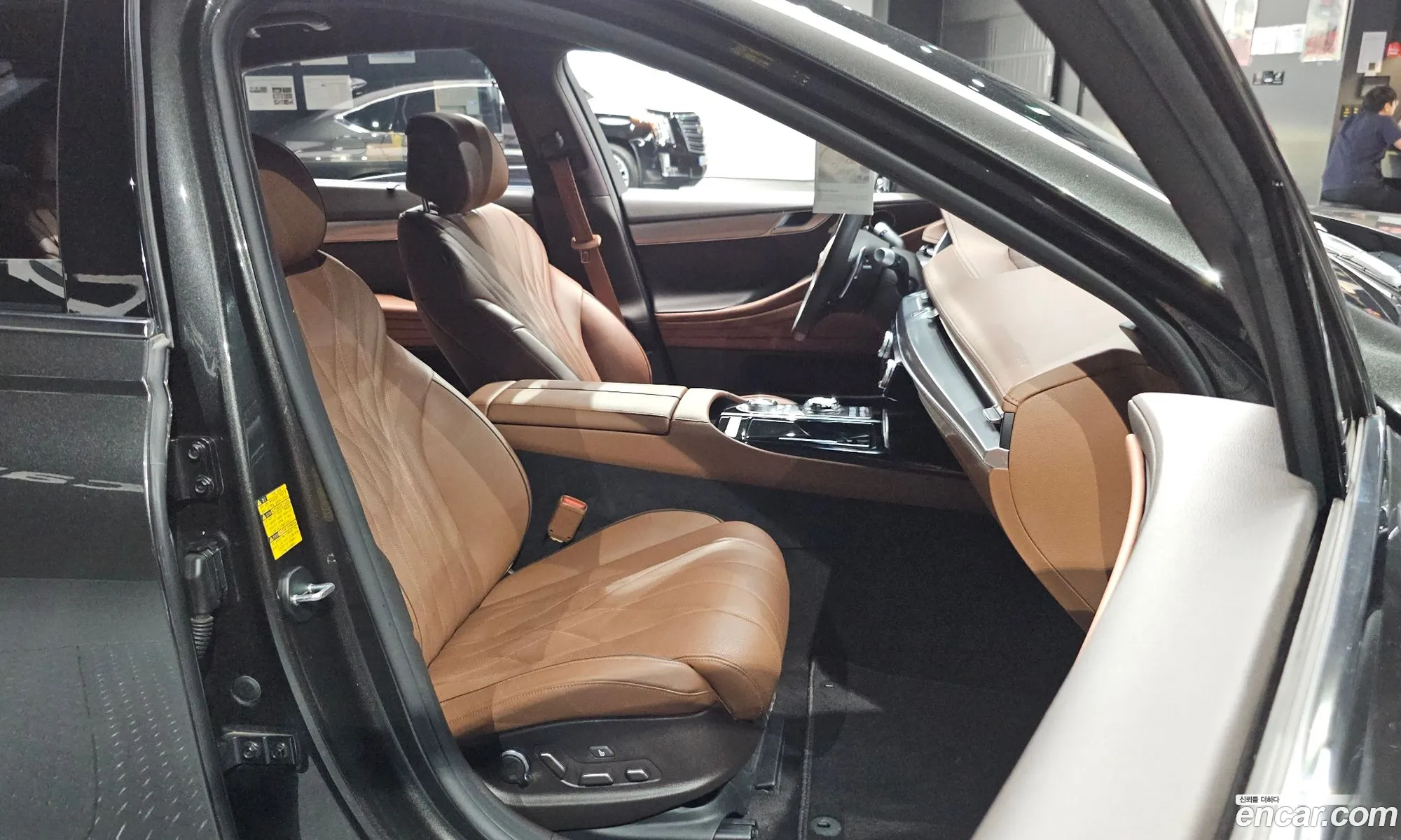 Genesis G80 2023 KMTGB41CDPU197022 — 17