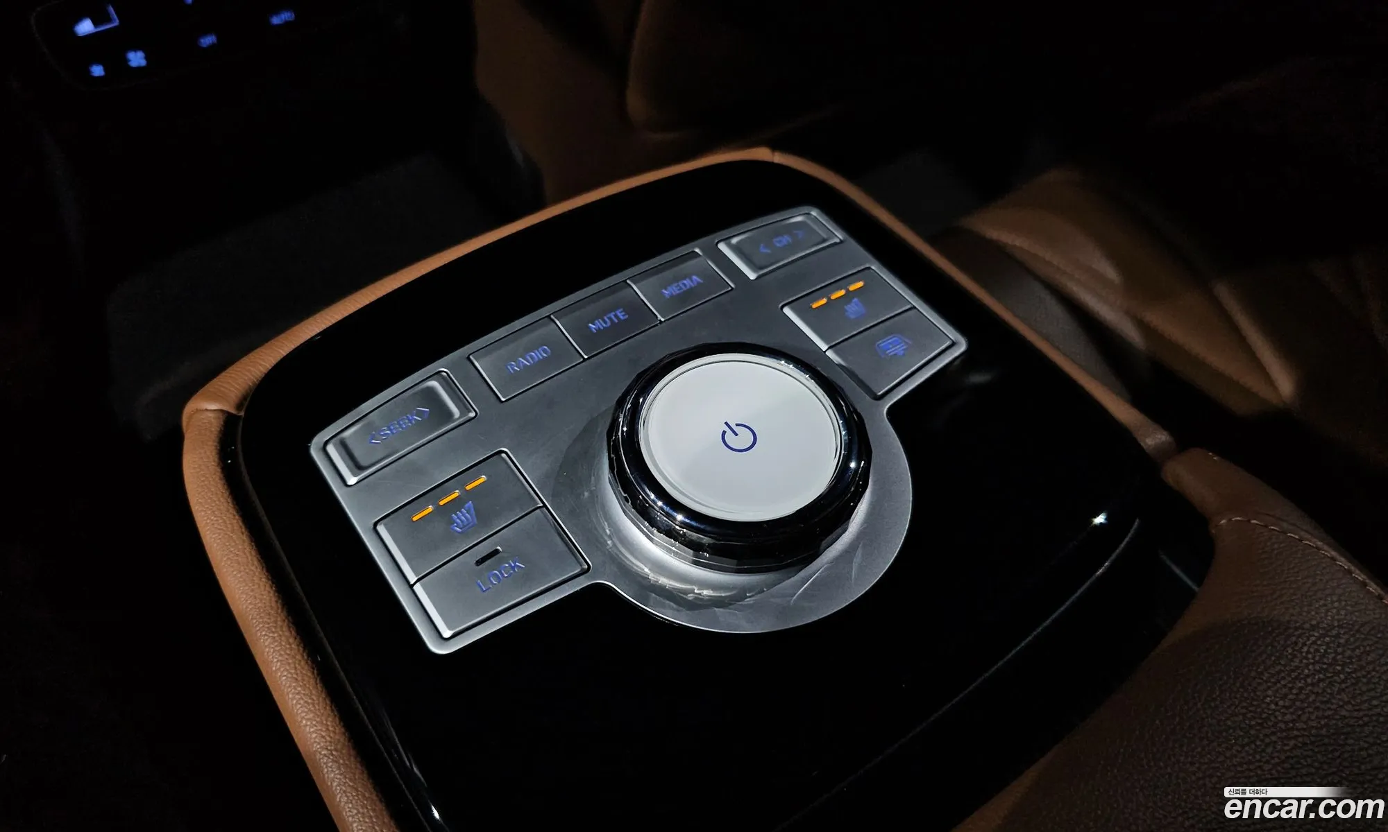 Genesis G80 2023 KMTGB41CDPU197022 — 20