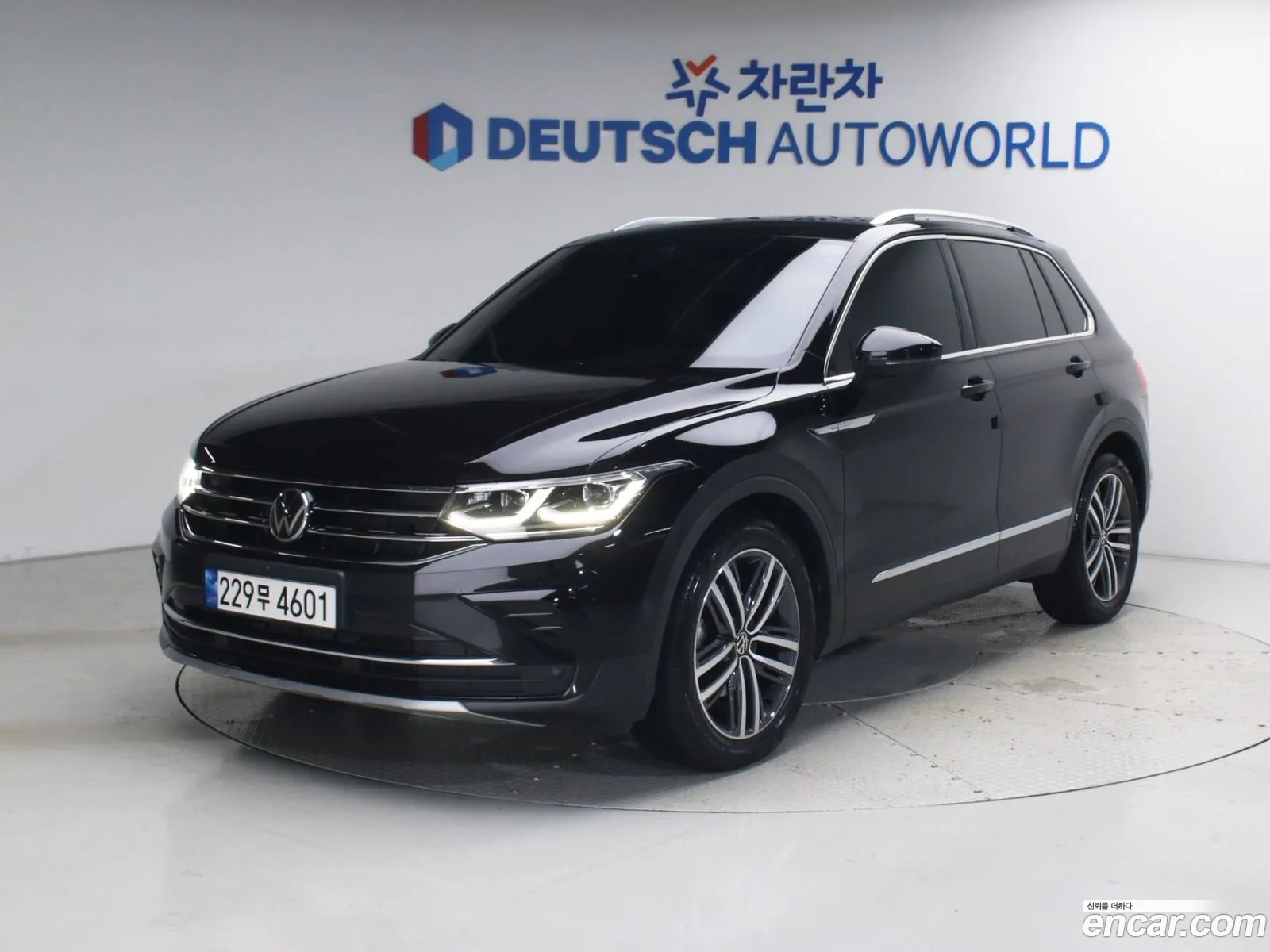 Volkswagen Tiguan 2022 — 14