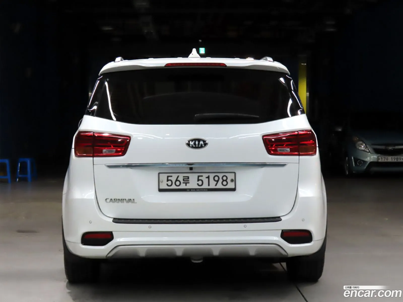 Kia Carnival 2018 — 10