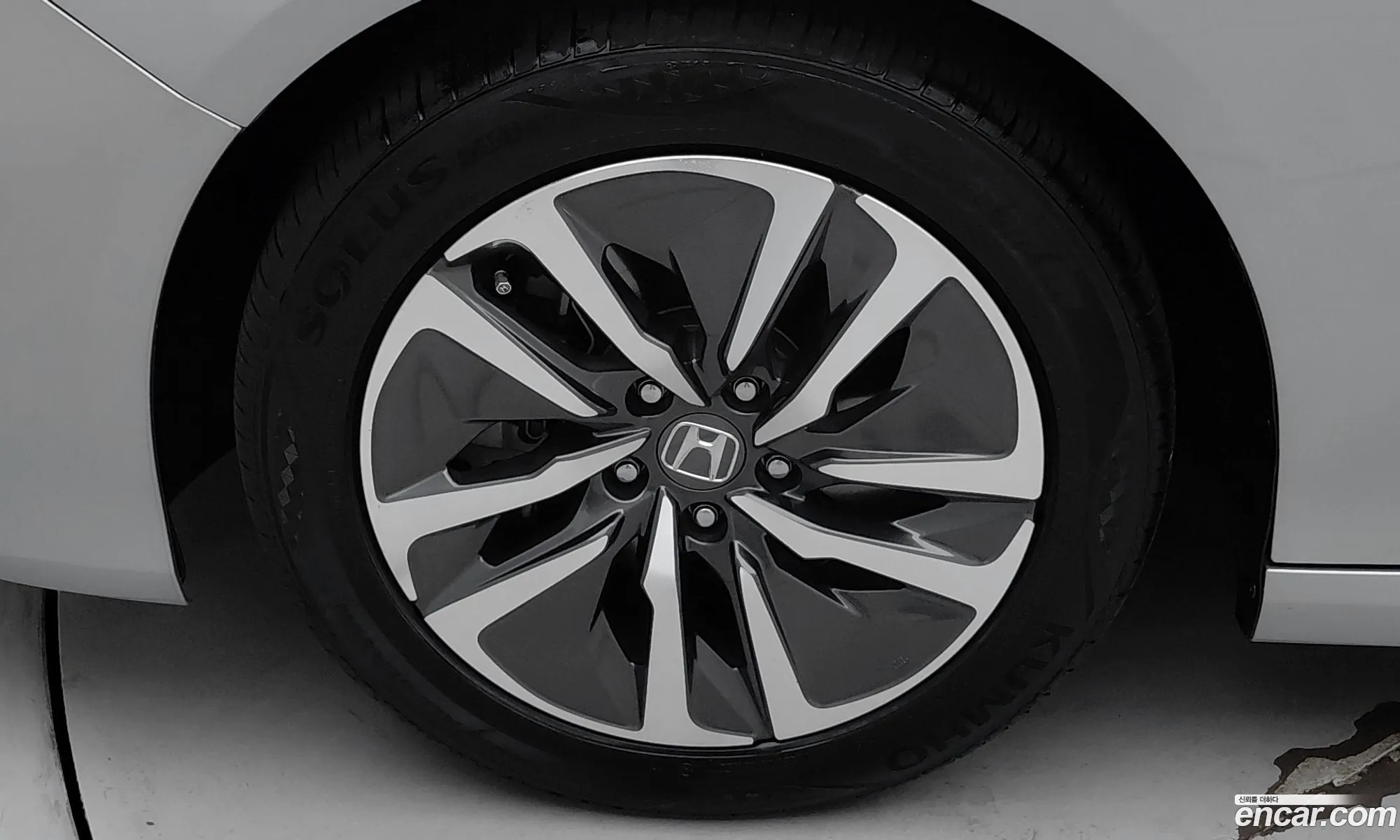 Honda Accord 10th Gen 2020 — 17