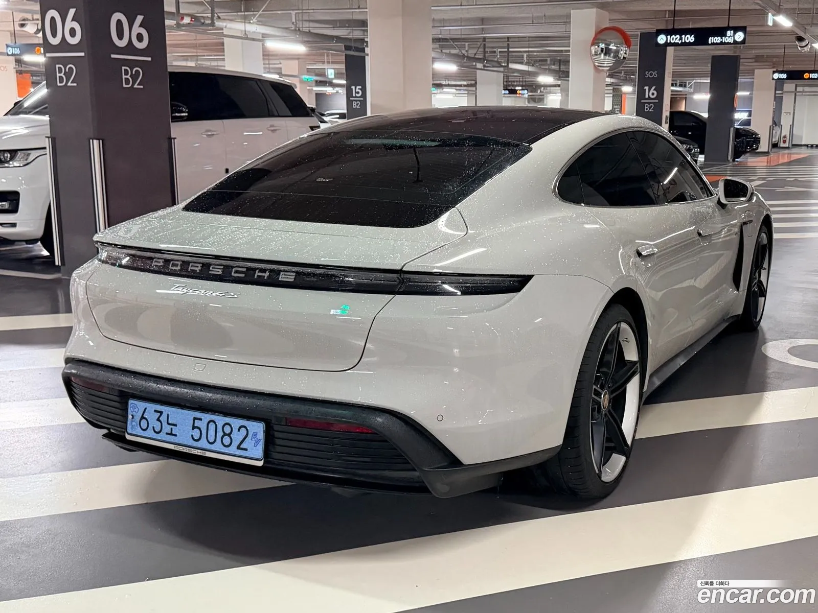 Porsche Taycan