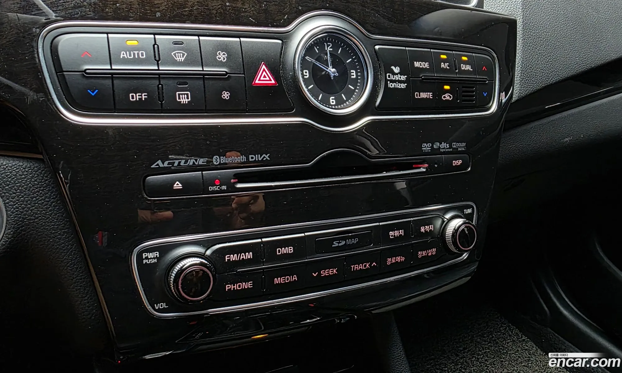 Kia K7 2014 KNALL418BEA165063 — 3