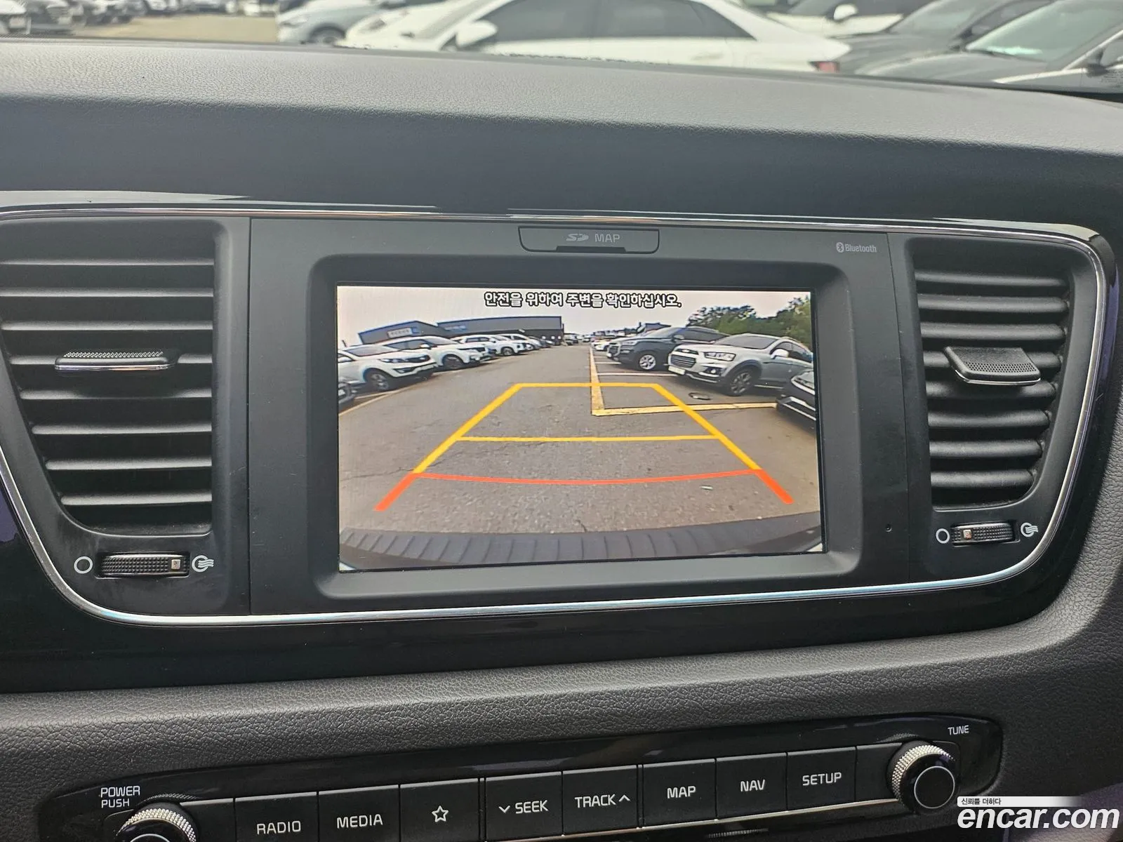 Kia Carnival 2017 — 4