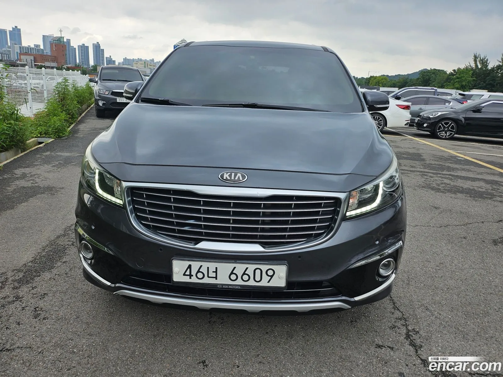 Kia Carnival 2017 — 16