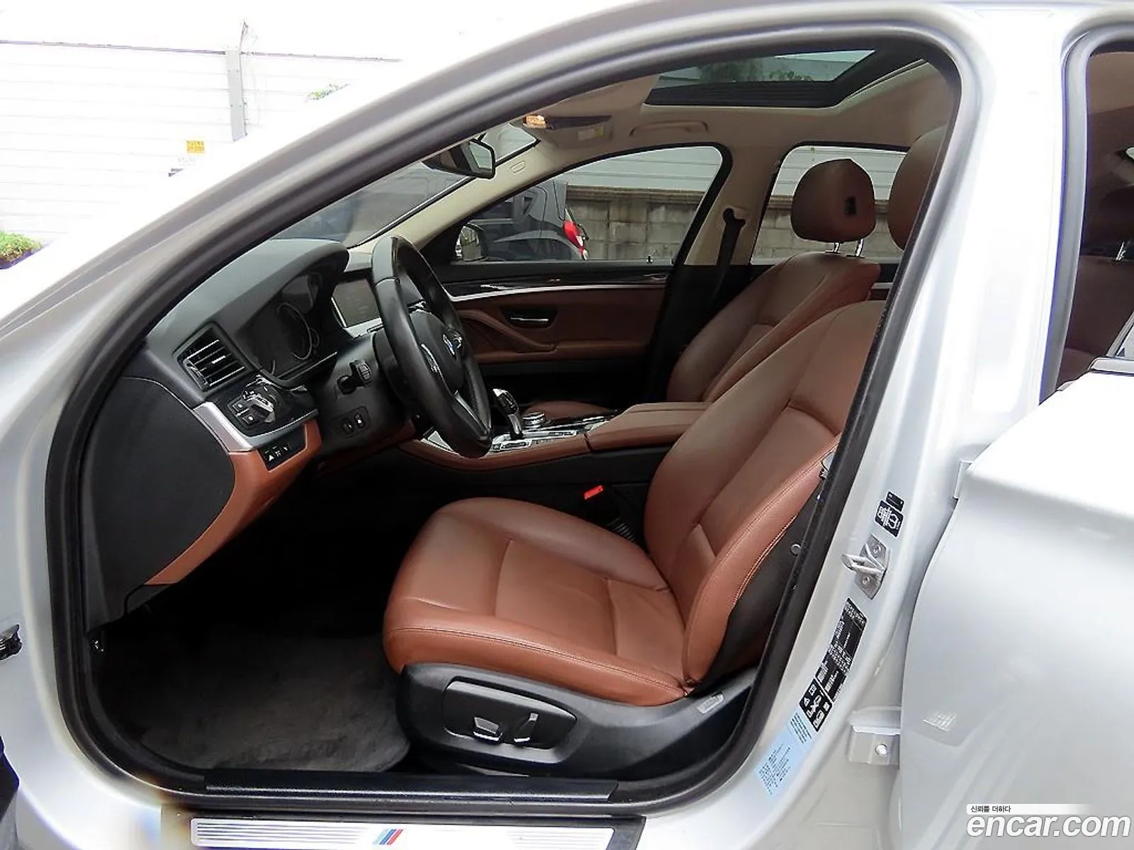 BMW 5 Series 2016 — 7