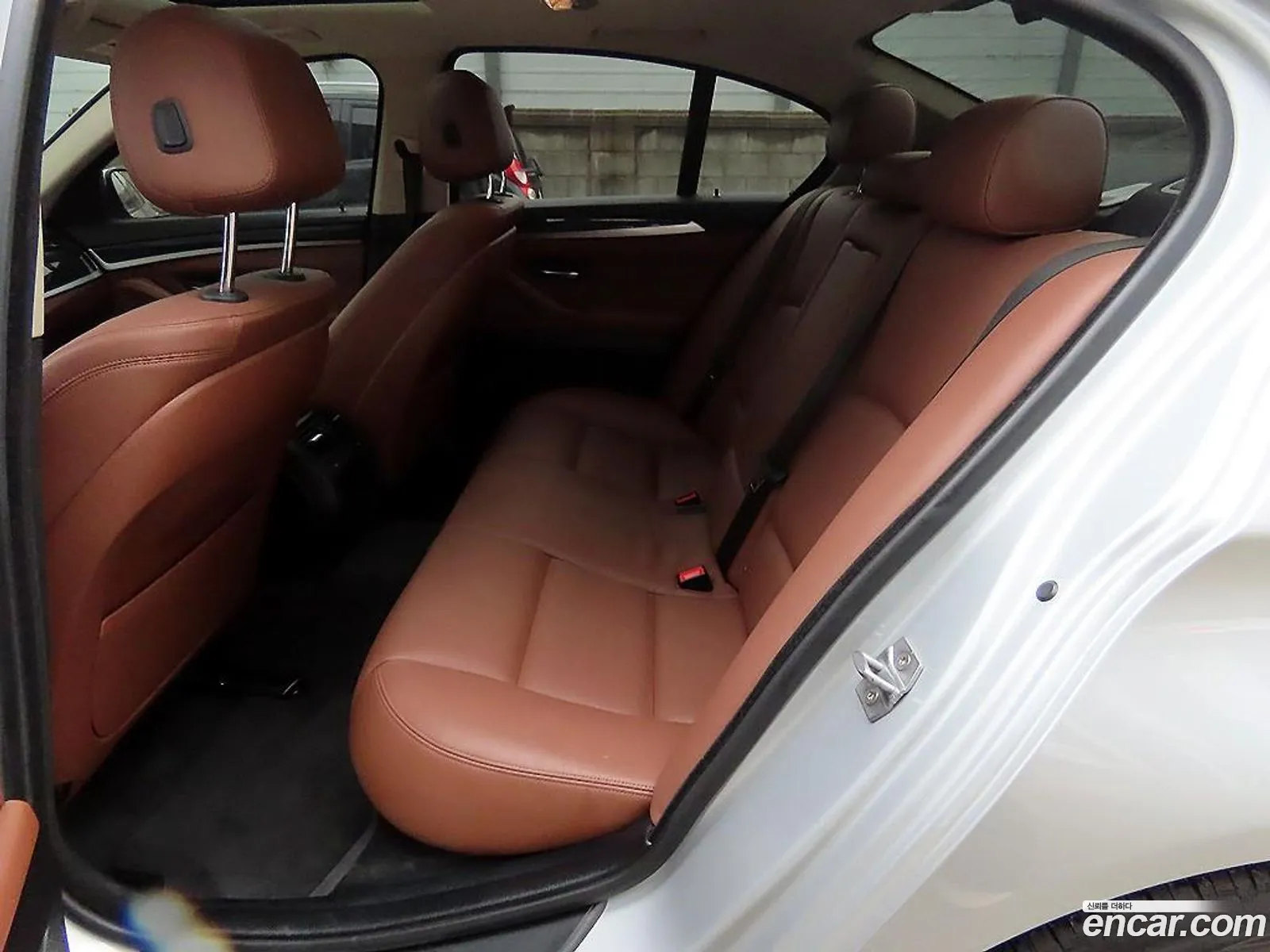 BMW 5 Series 2016 — 9