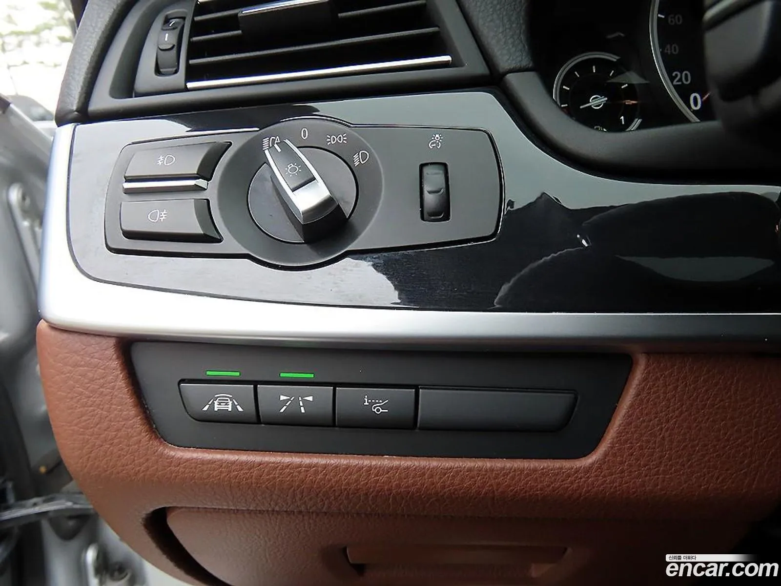 BMW 5 Series 2016 — 15