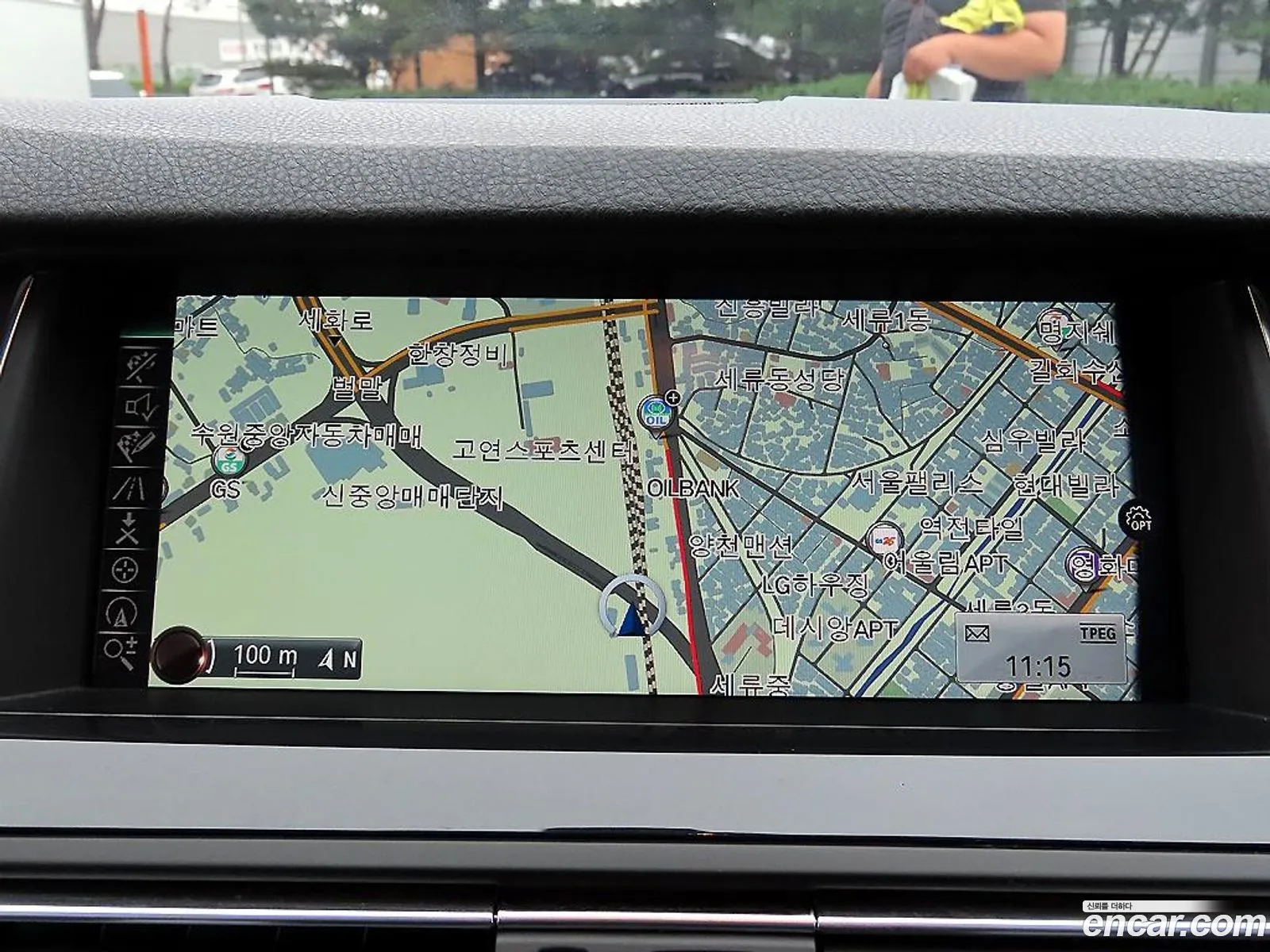 BMW 5 Series 2016 — 11