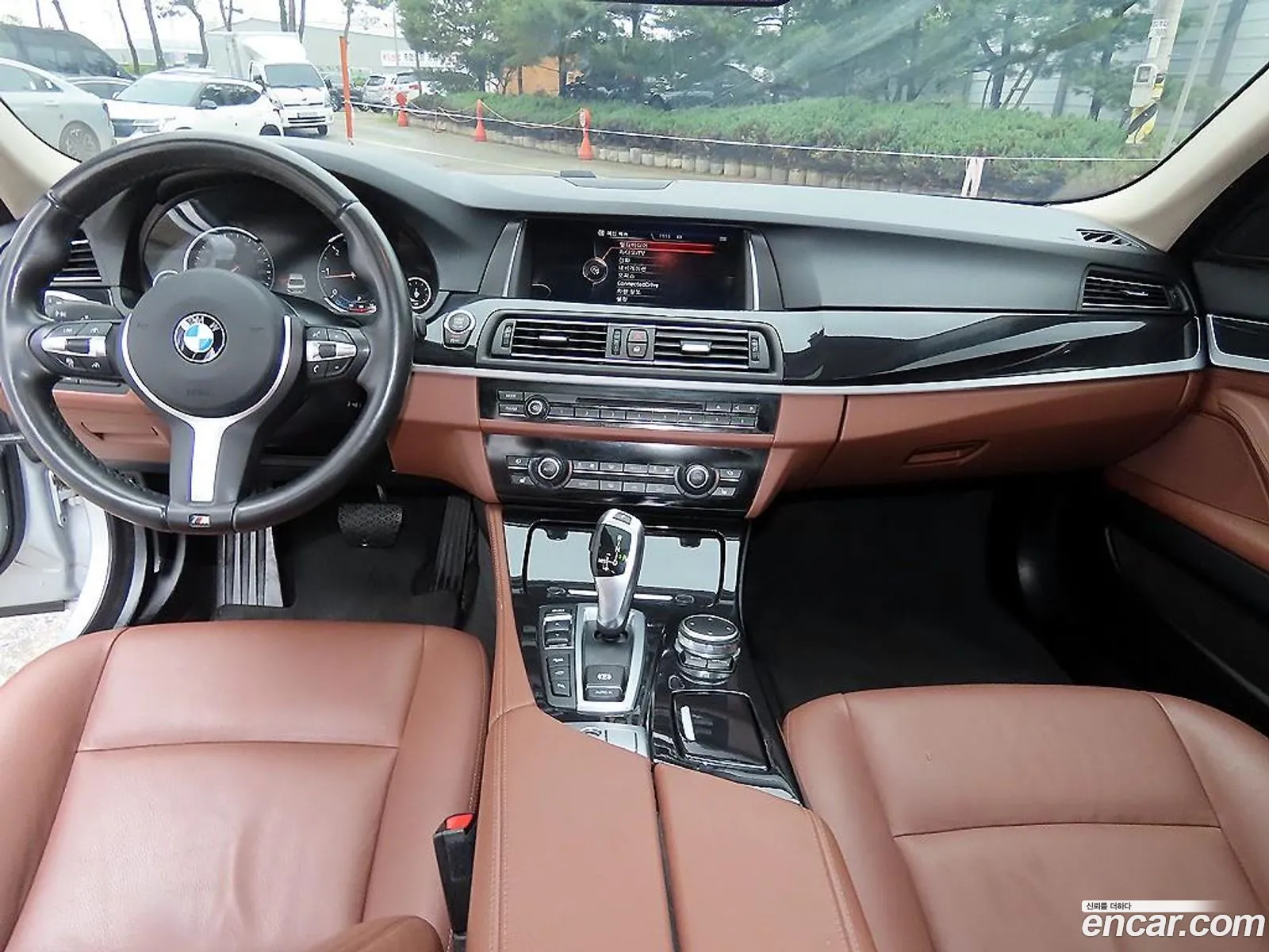 BMW 5 Series 2016 — 17