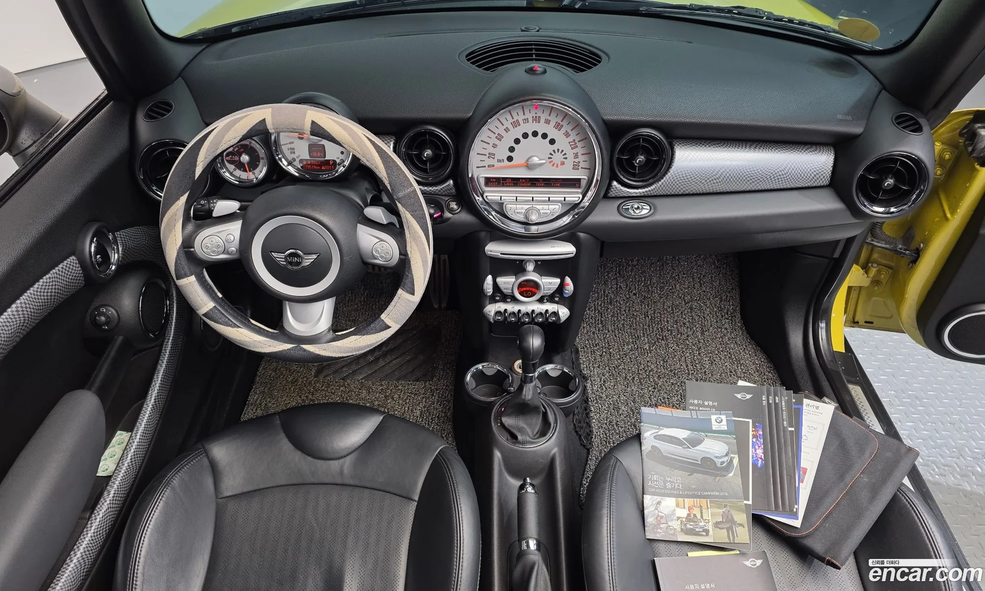 Mini Cooper S Convertible 2010 WMWMS3102ATZ78573 — 8