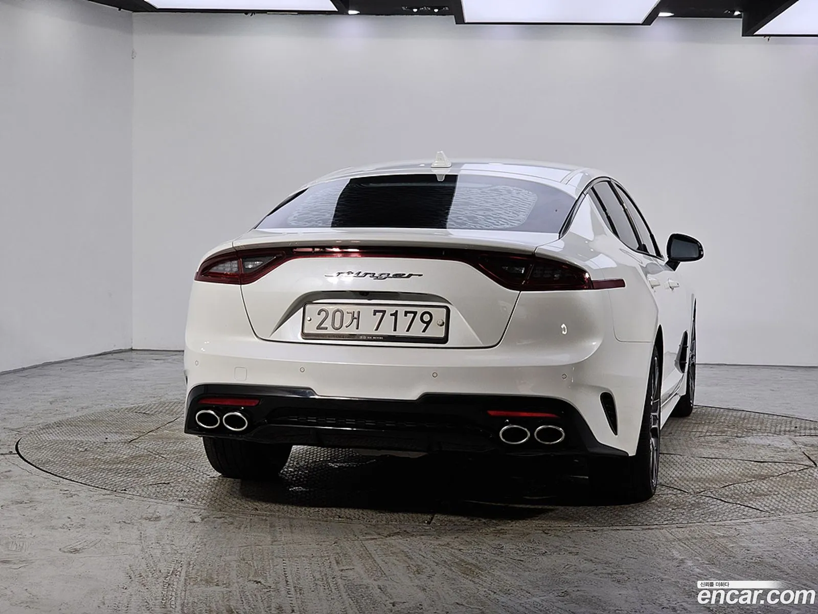 Kia Stinger 2018 — 2